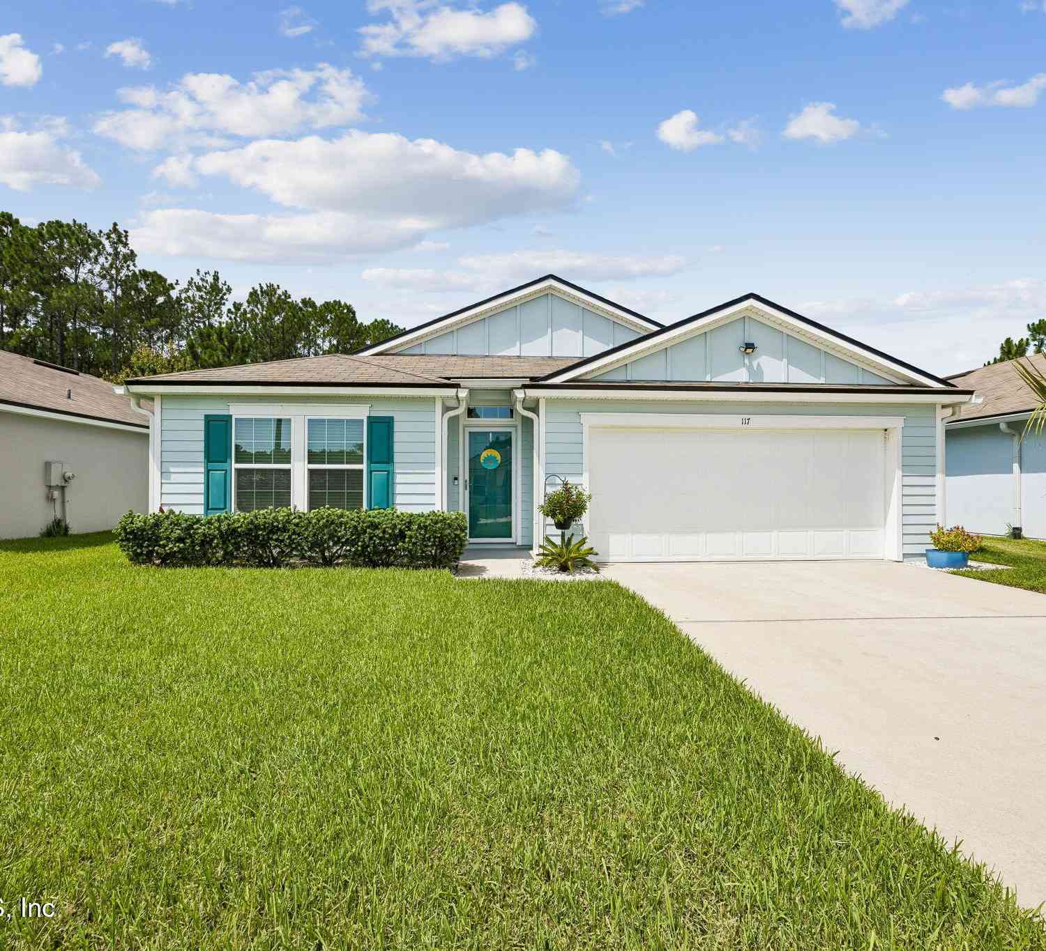 Homes For Sale - 117 Lakeside Court<br/> Bunnell, FL 32110
