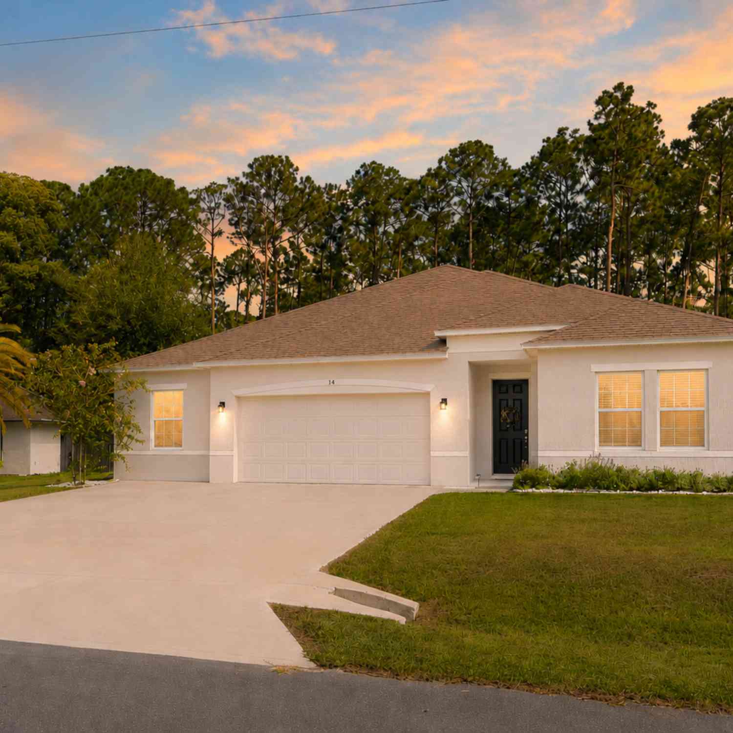 Homes For Sale - 14 Woodworth Drive<br/> Flagler County, Palm Coast, FL 32164