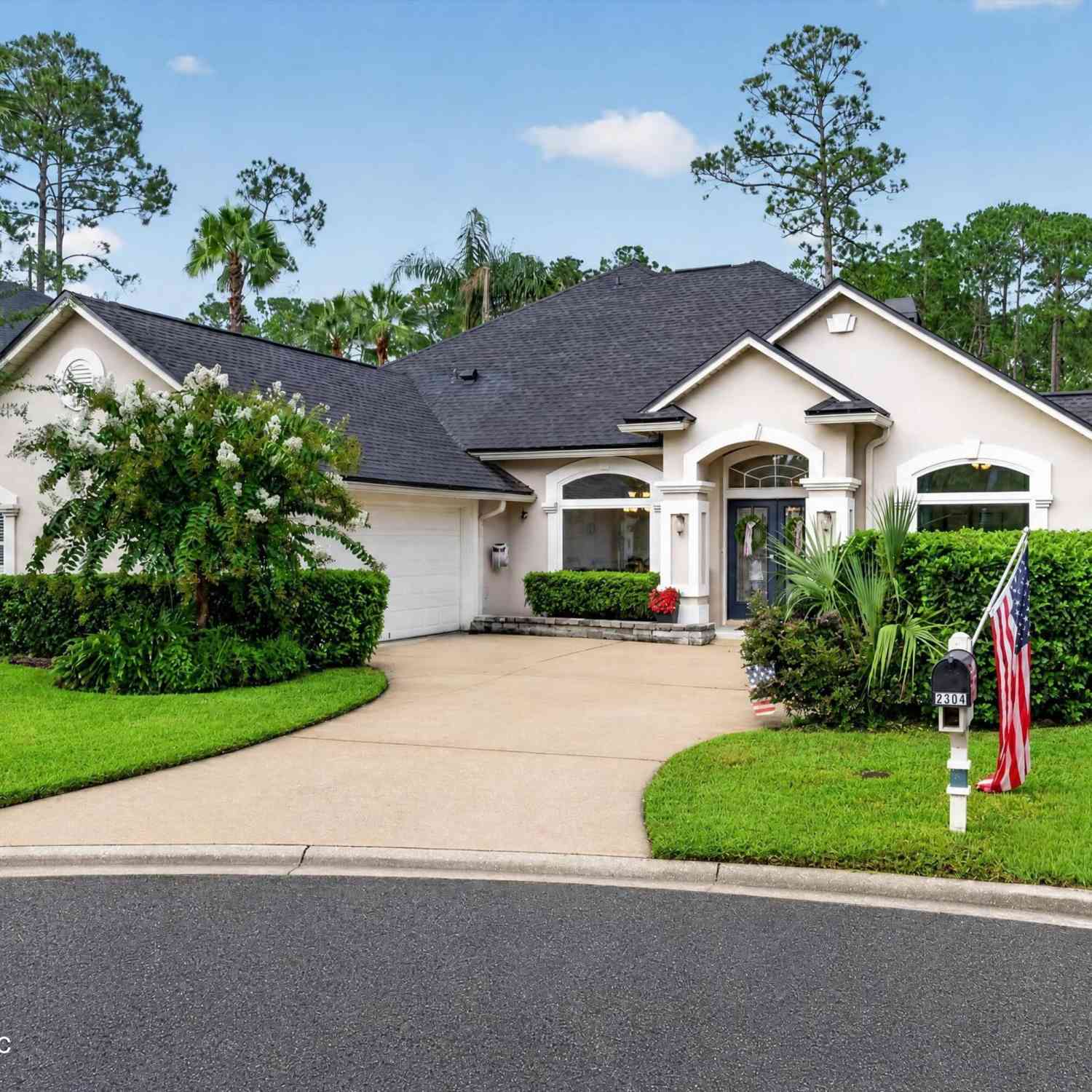 Homes For Sale - 2304 Spring Hill Court<br/> FlemingKey, FL 32003
