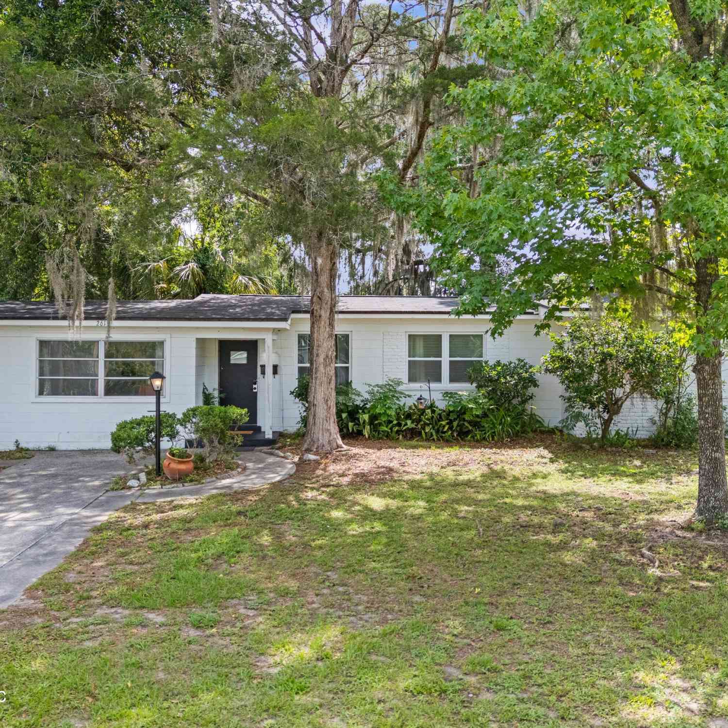 Homes For Sale - 261 Glynlea Road<br/> Duval County, Jacksonville, FL 32216