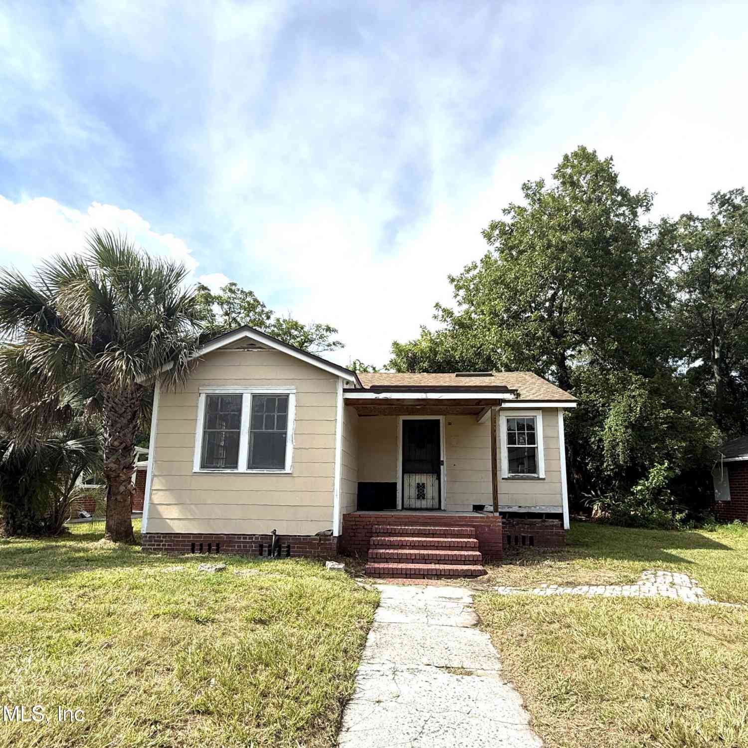 Homes For Sale - 1149 W 12th Street<br/> Jacksonville, FL 32209