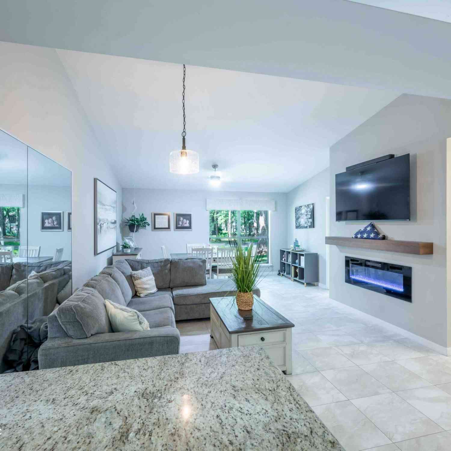 Townhouse For Sale - 10413 Big Tree Circle<br/> Jacksonville, FL 32257