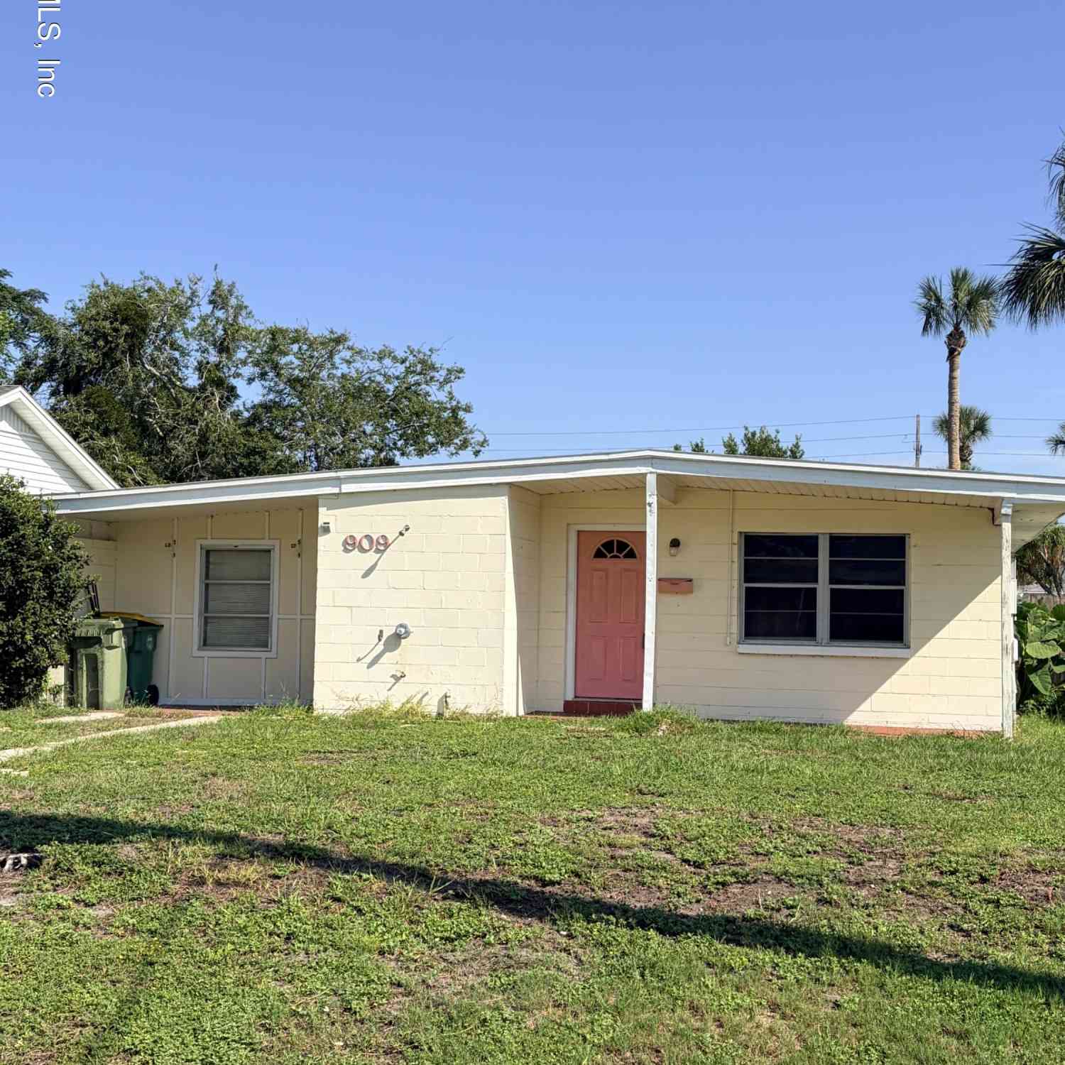 Homes For Sale - 909 7th Avenue<br/> Jacksonville Beach, FL 32250