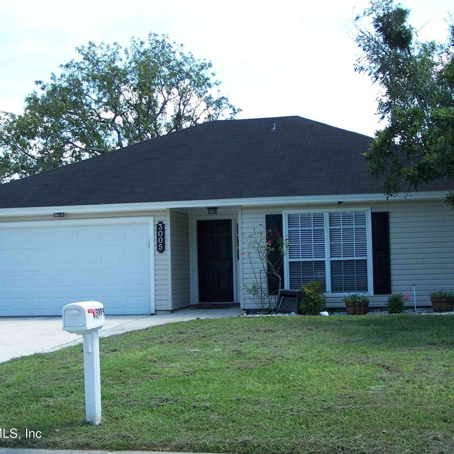 Homes For Sale - 3005 Tunica Trail<br/> Clay County, Middleburg, FL 32068
