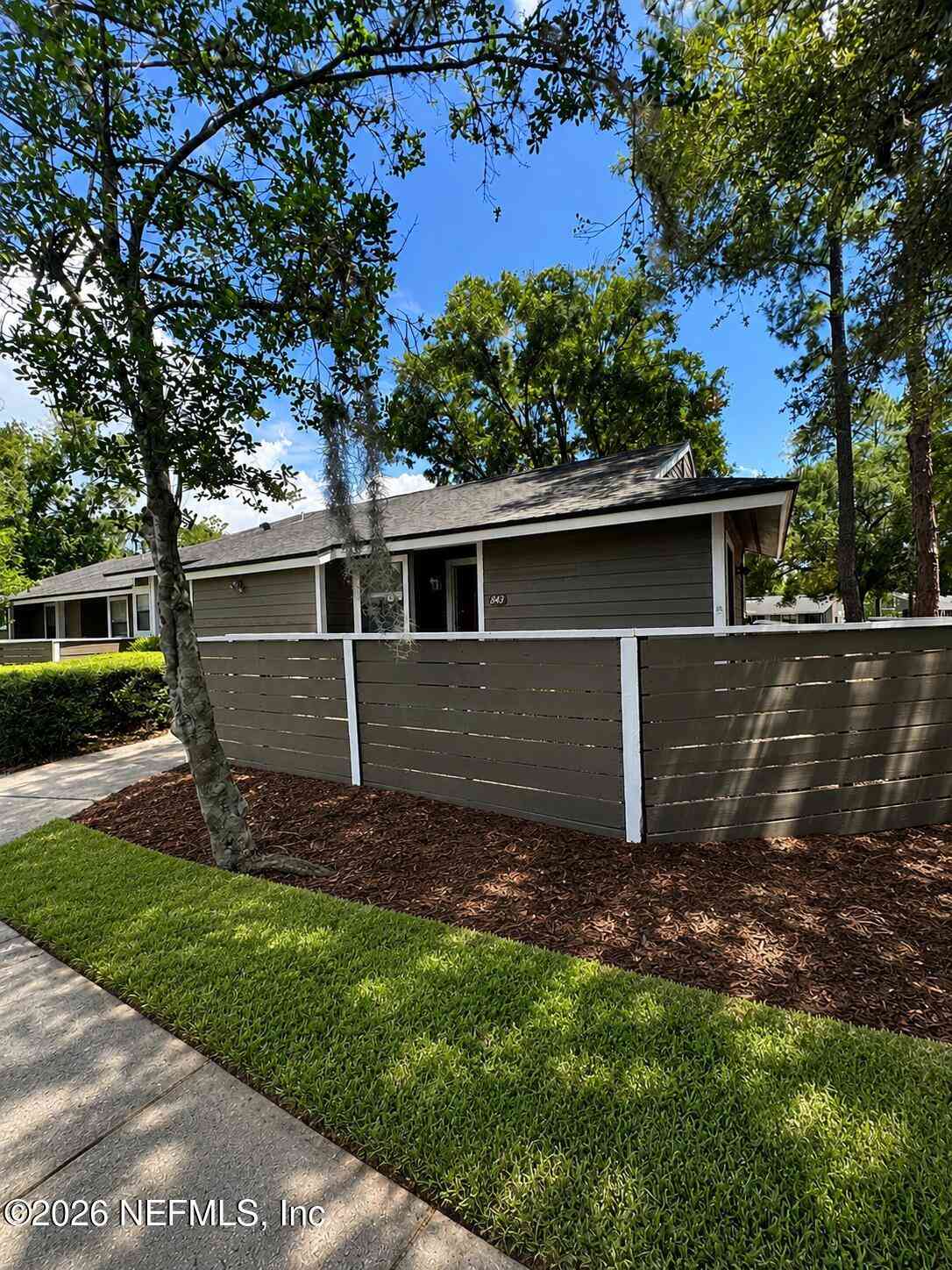 Townhouse For Rent - 8343 Westover Court<br/> Jacksonville, FL 32244