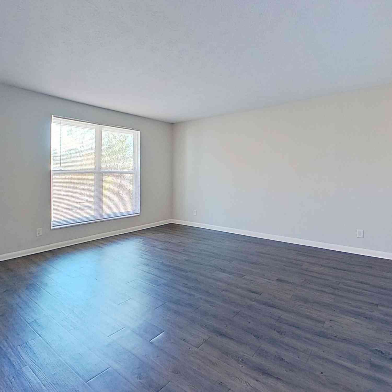 Apartment For Rent - 2216 Spring Park Road #9<br/> Jacksonville, FL 32207