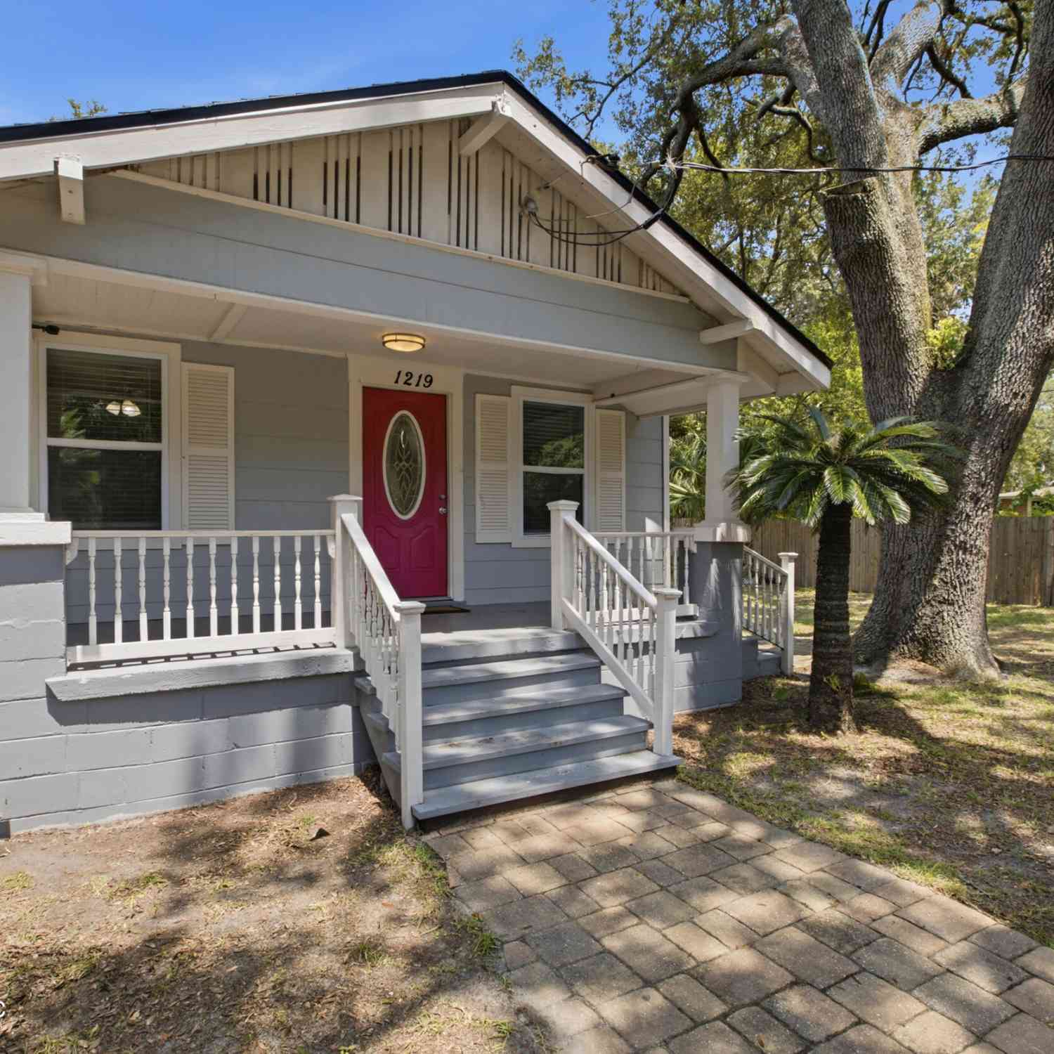 Homes For Sale - 1219 E 10th Street<br/> Jacksonville, FL 32206