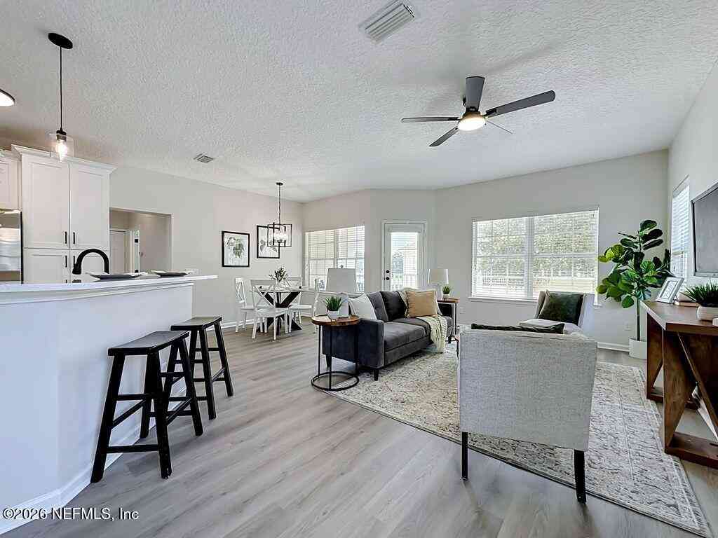 Condo For Sale - 1725 Forest Lake Circle #3<br/> Jacksonville, FL 32225