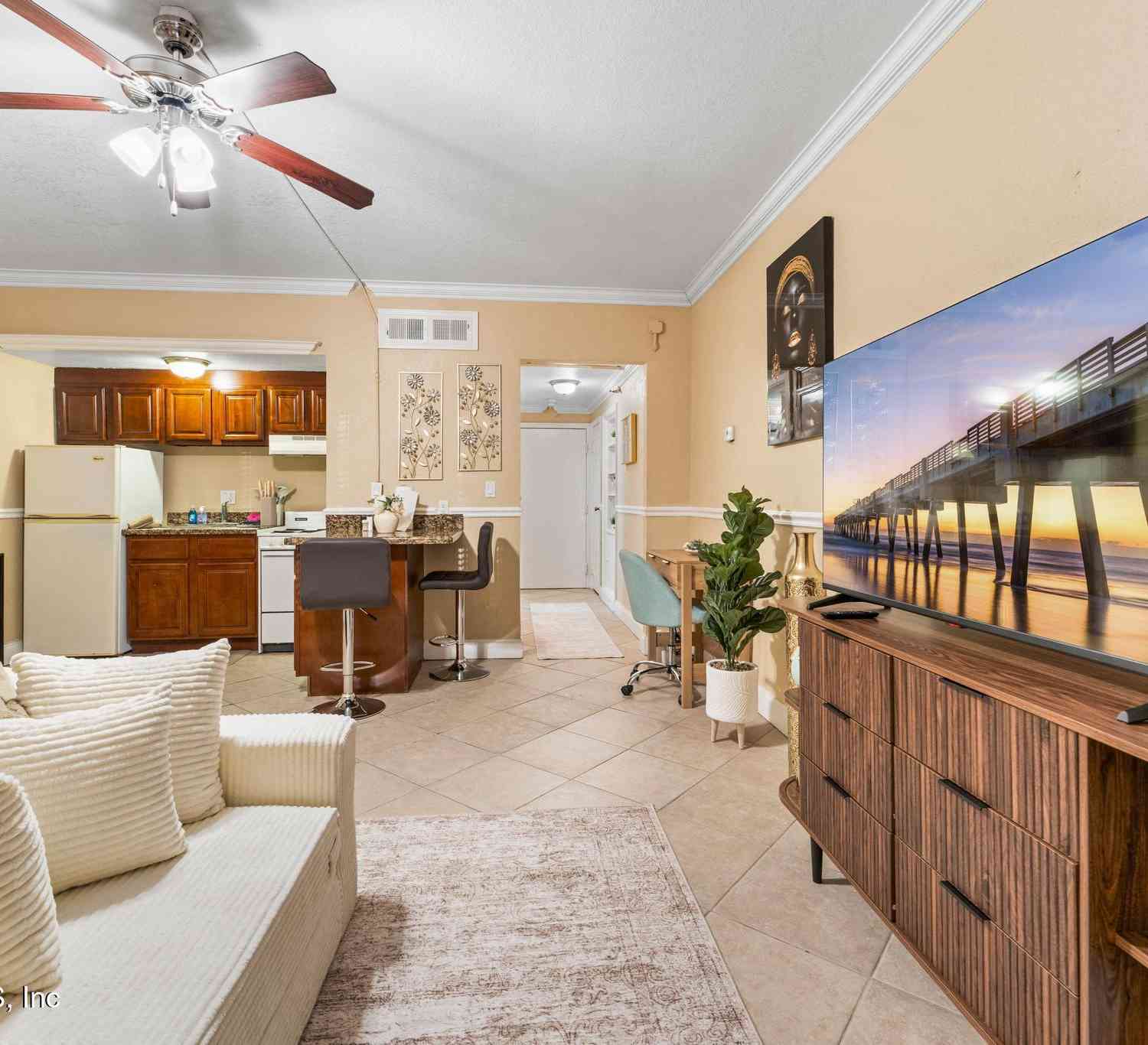 Condo For Sale - 311 W Ashley Street #610<br/> Jacksonville, FL 32202