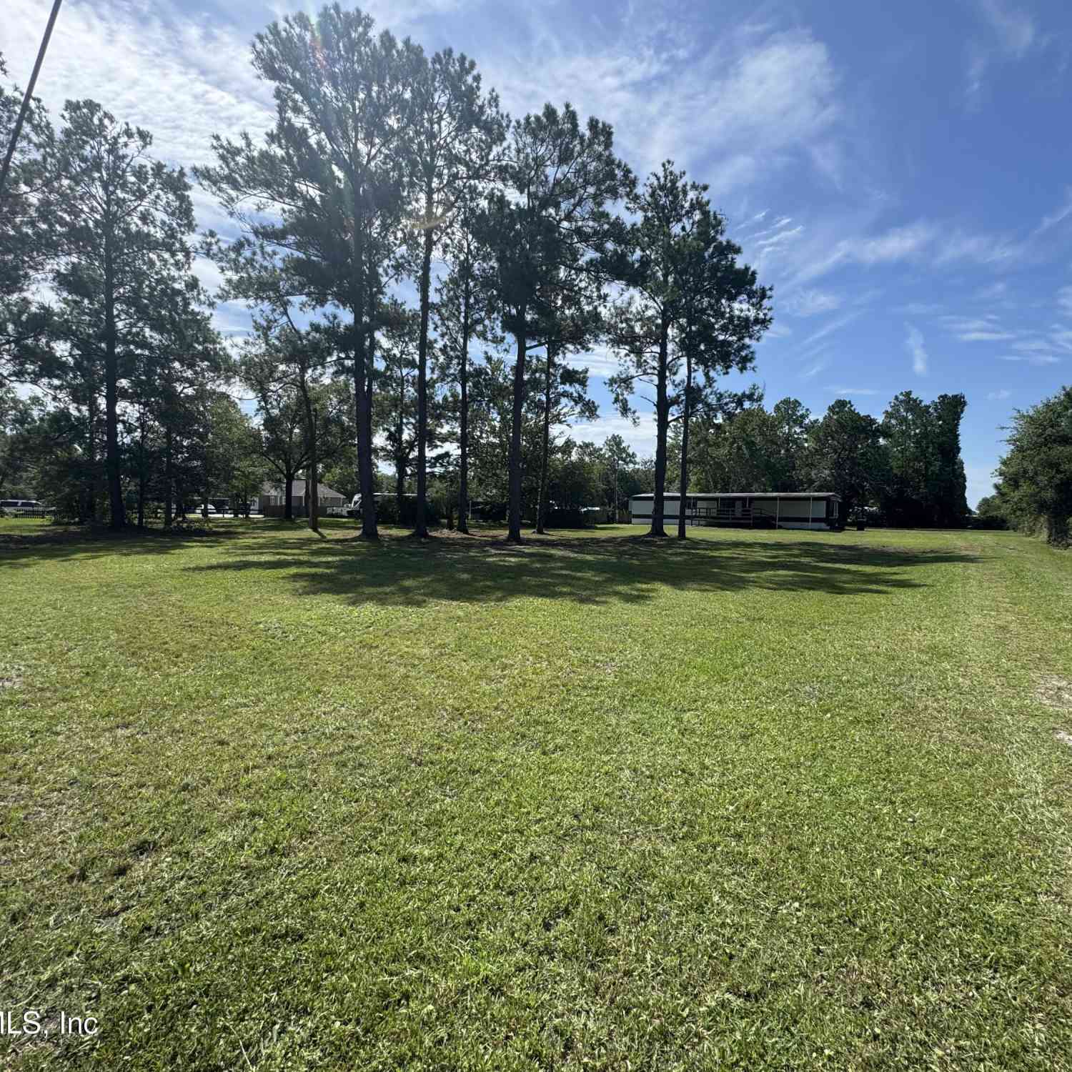 Mobile Home For Sale - 2580 Russell Road<br/> Green Cove Springs, FL 32043