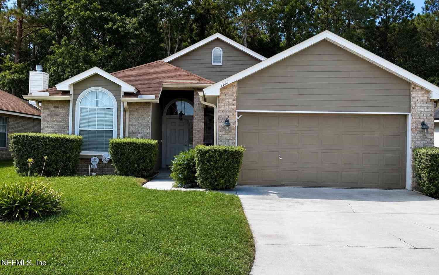 Homes For Sale - 1887 Sunchase Court<br/> Duval County, Jacksonville, FL 32246
