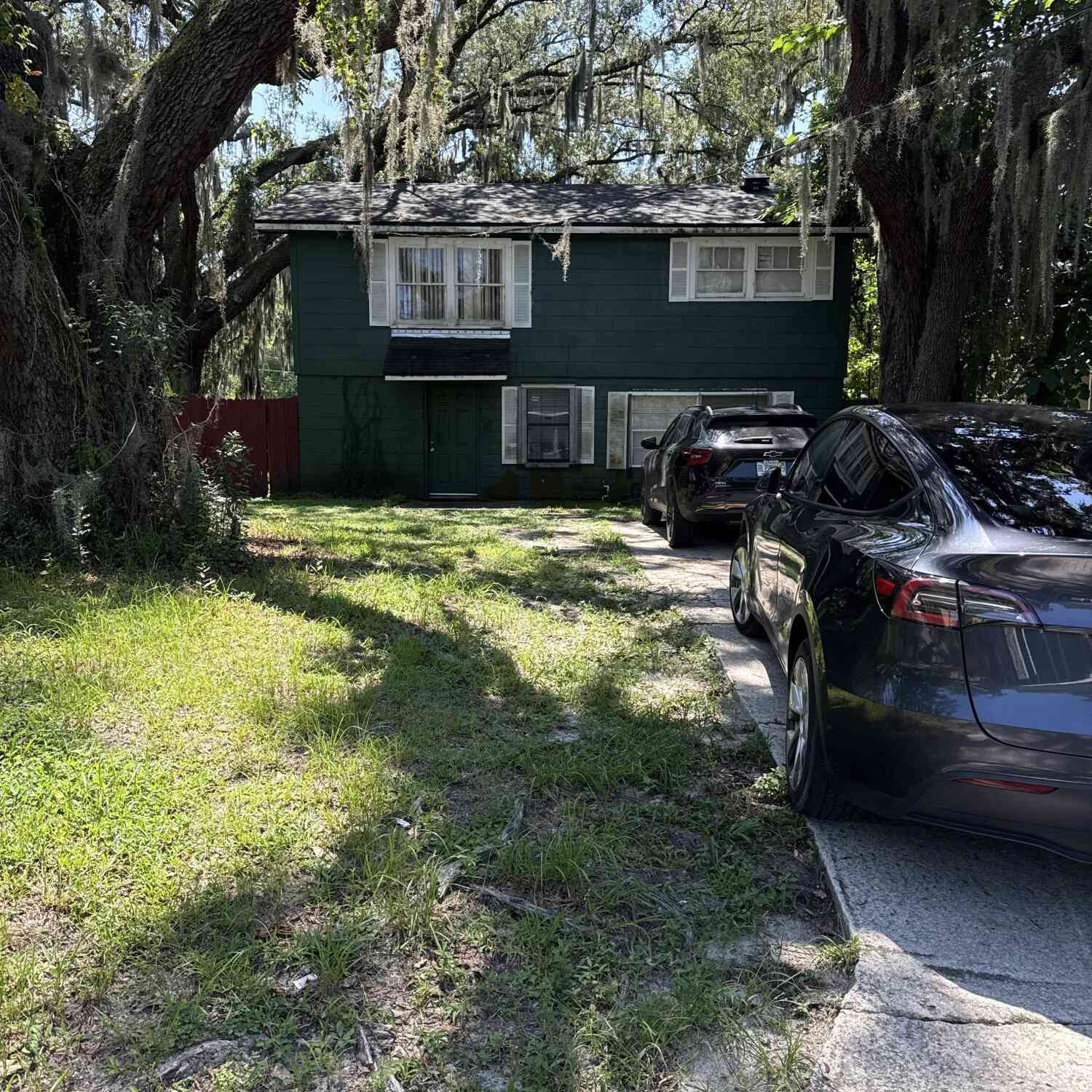 Homes For Sale - 524 W 62nd Street<br/> Jacksonville, FL 32208