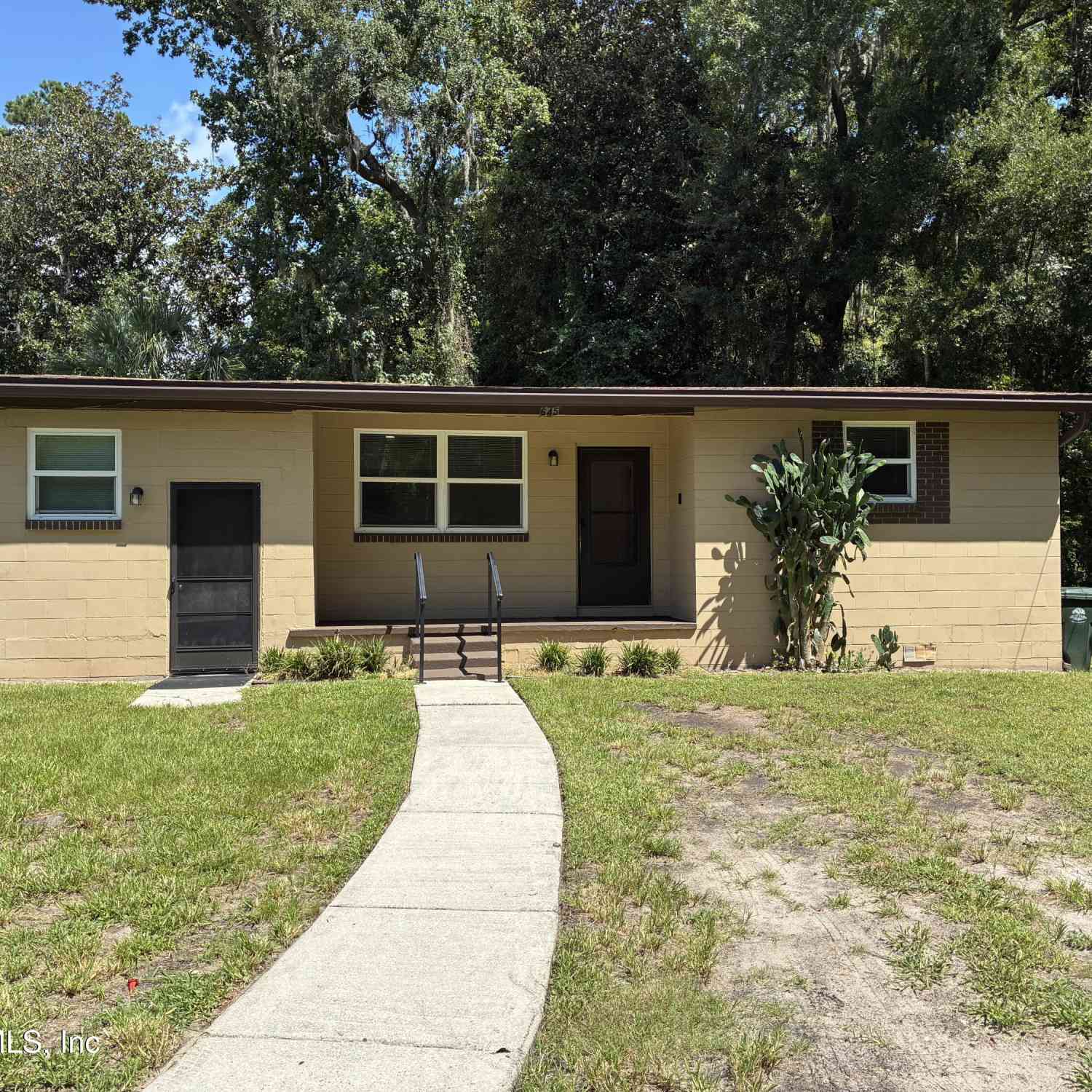 Homes For Rent - 645 Allen Lane<br/> Duval County, Orange Park, FL 32073