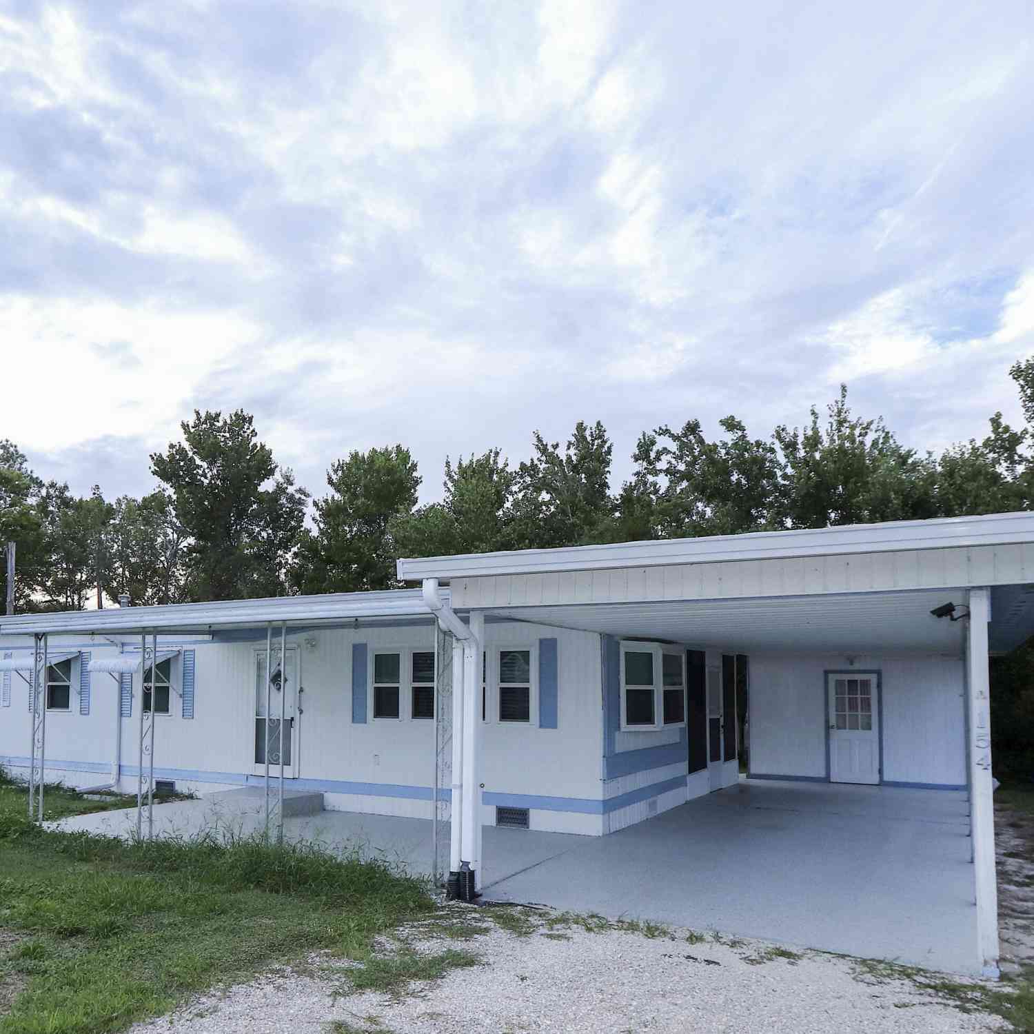 Mobile Home For Sale - 154 Tennessee Avenue<br/> Putnam County, Crescent City, FL 32112