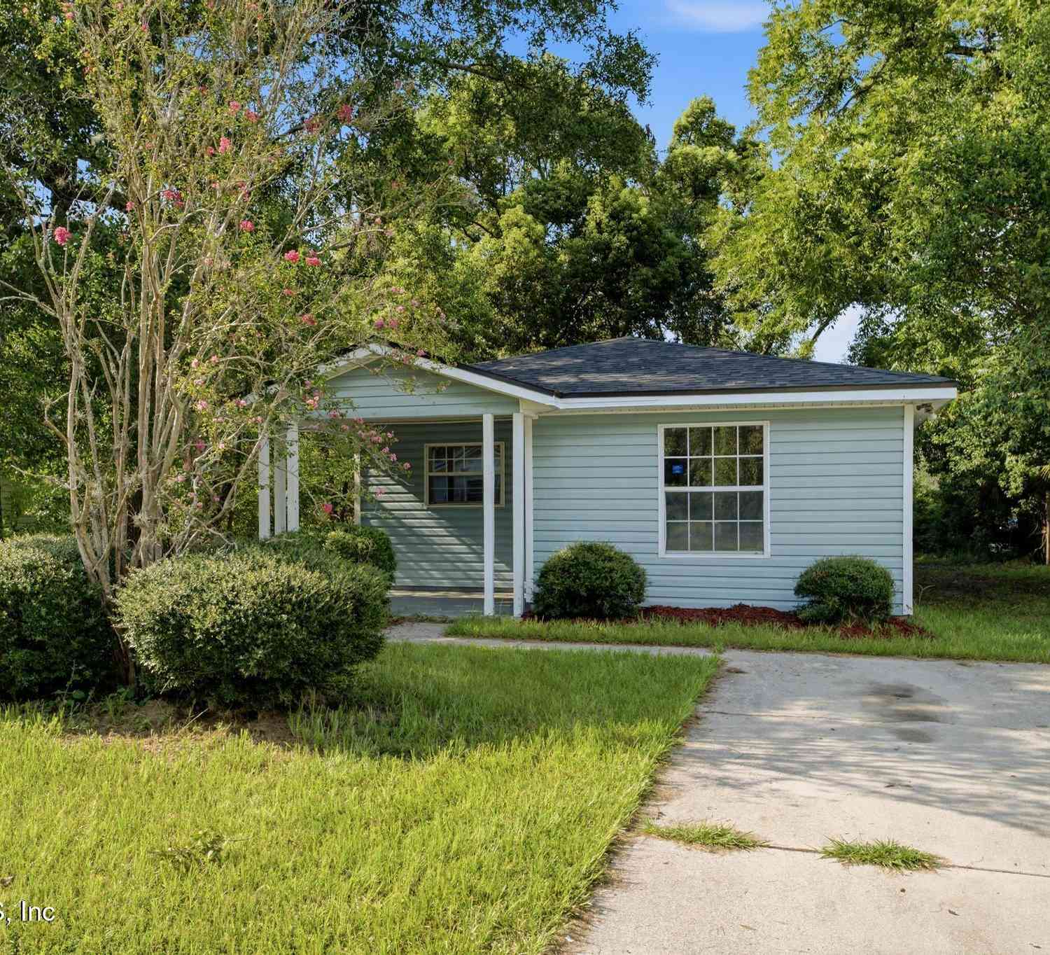 Homes For Rent - 1985 W 5th Street<br/> Duval County, Jacksonville, FL 32209