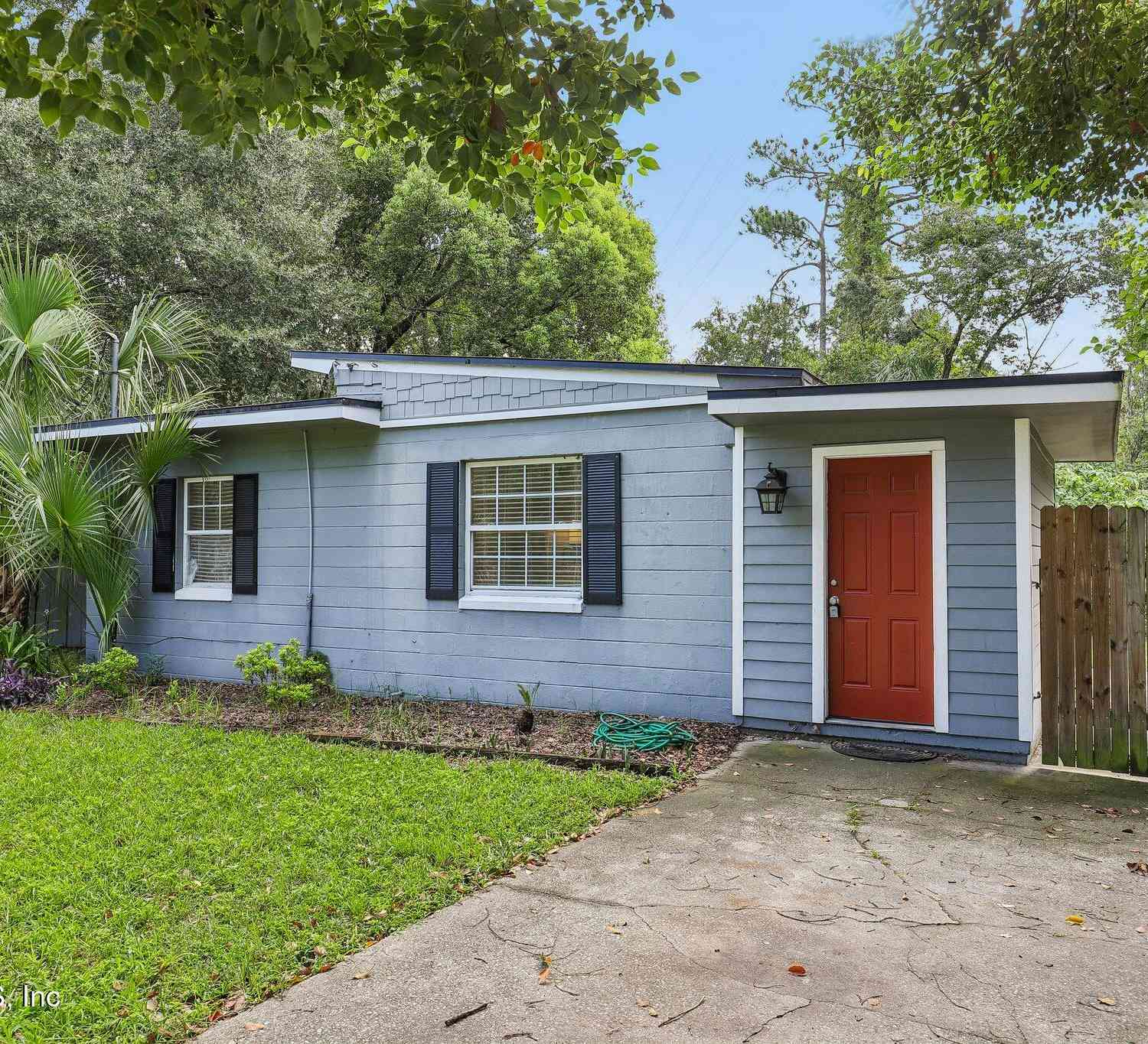 Homes For Sale - 4009 Eve Drive<br/> Jacksonville, FL 32246
