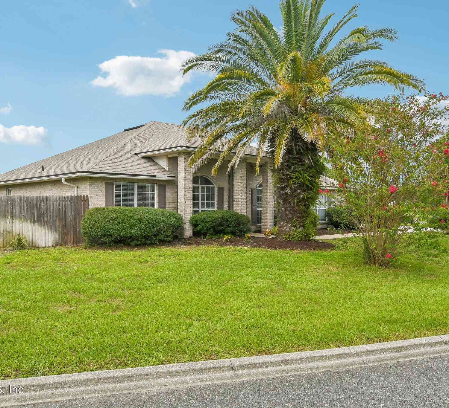 Homes For Sale - 476 Hillside Drive<br/> Clay County, Orange Park, FL 32073