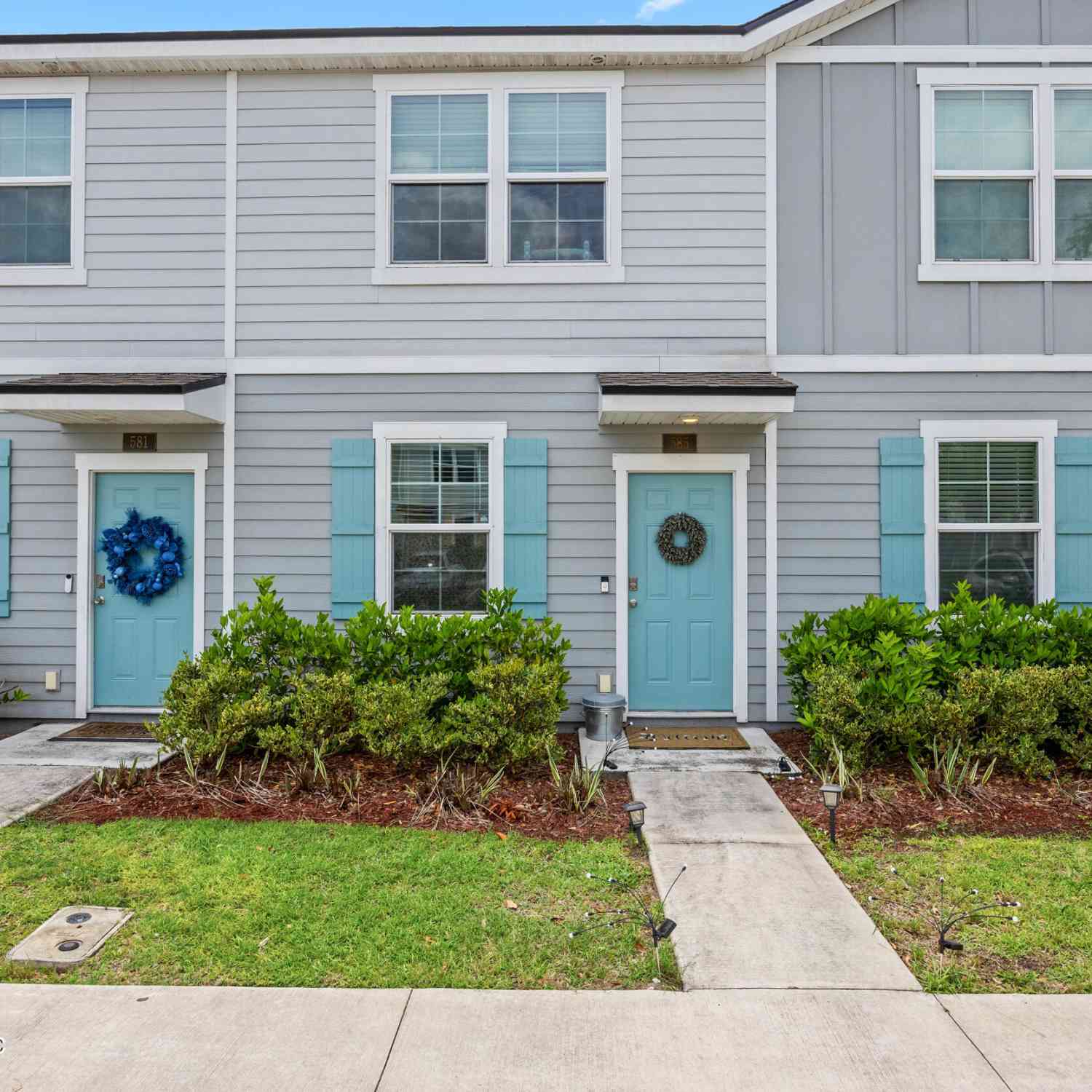 Townhouse For Sale - 585 Running Woods Street<br/> Clay County, Orange Park, FL 32065
