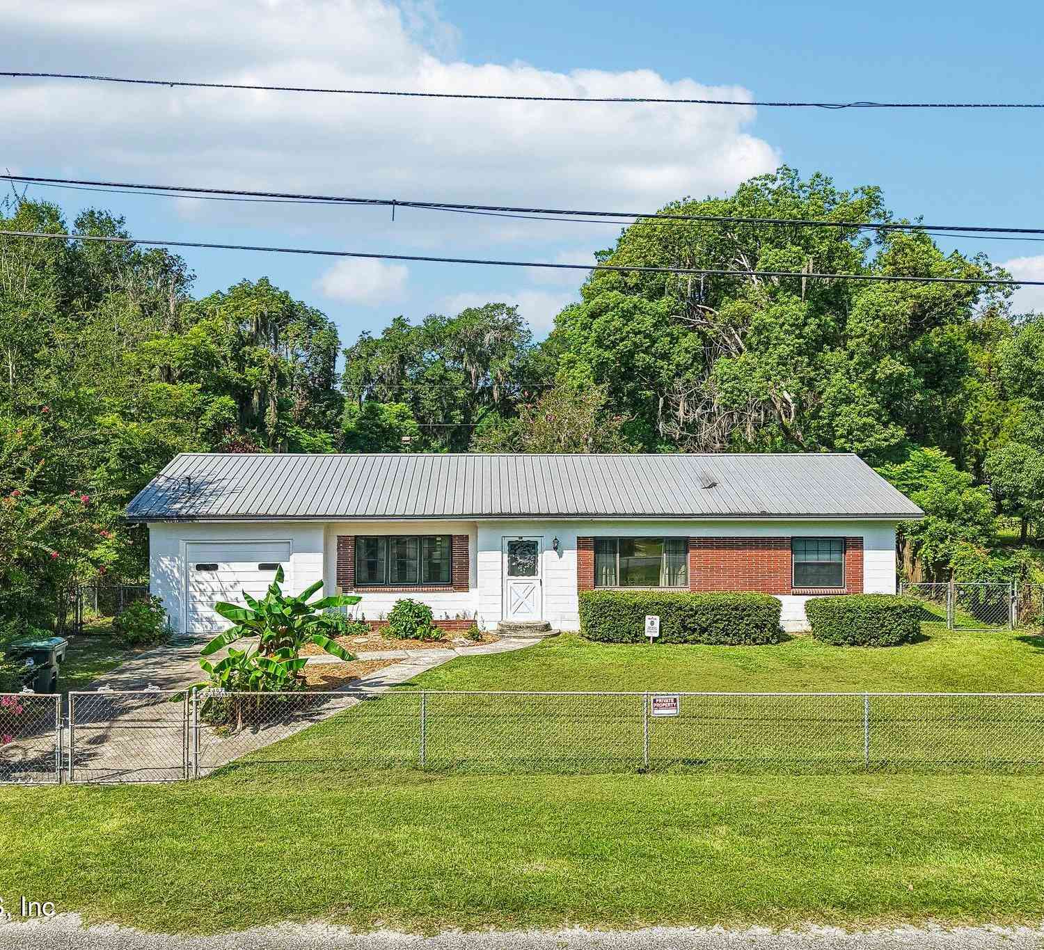 Homes For Sale - 407 Highland Avenue<br/> Clay County, Green Cove Springs, FL 32043