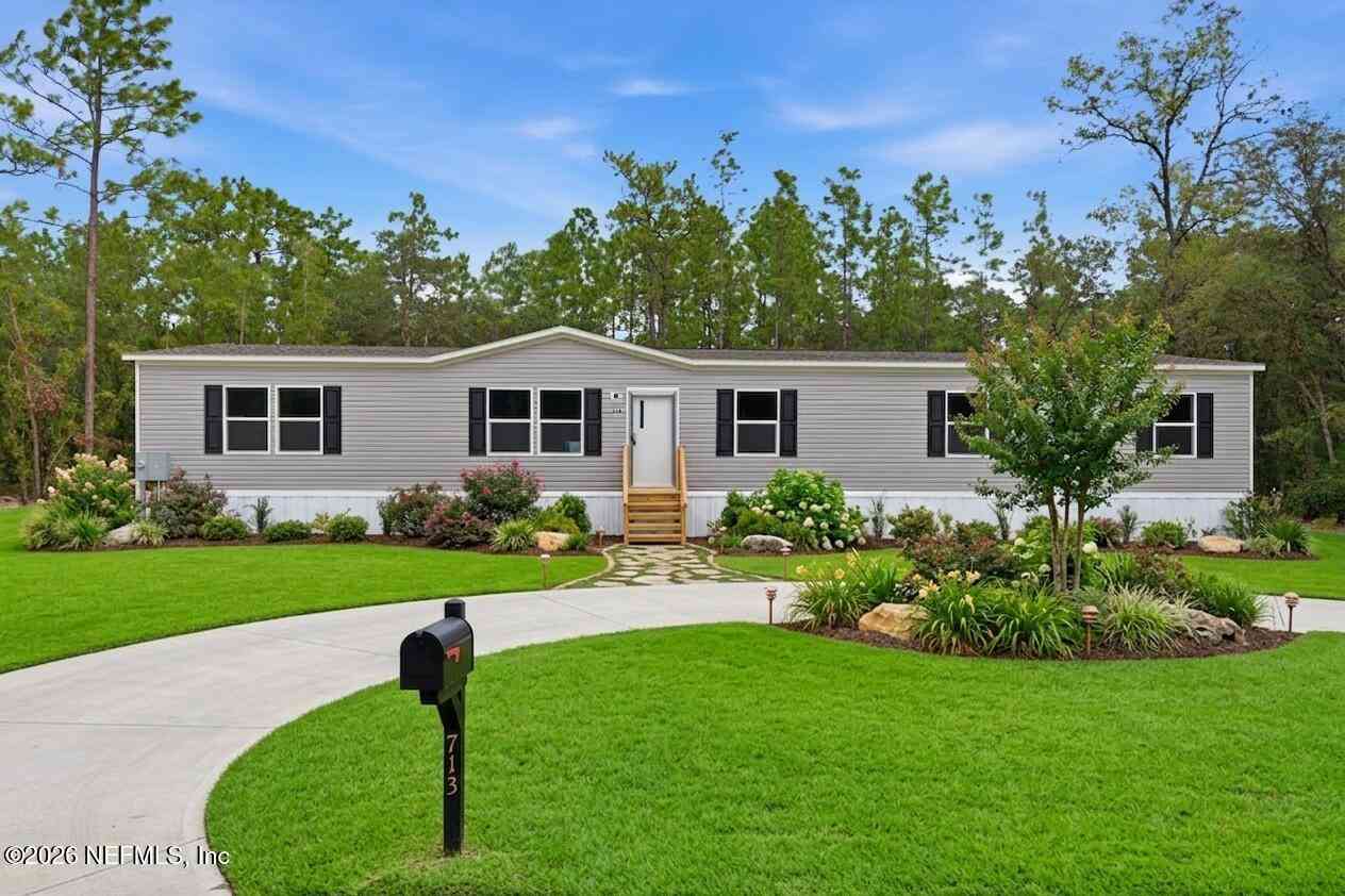 Mobile Home For Sale - 170 Janice Drive<br/> Putnam County, Palatka, FL 32177