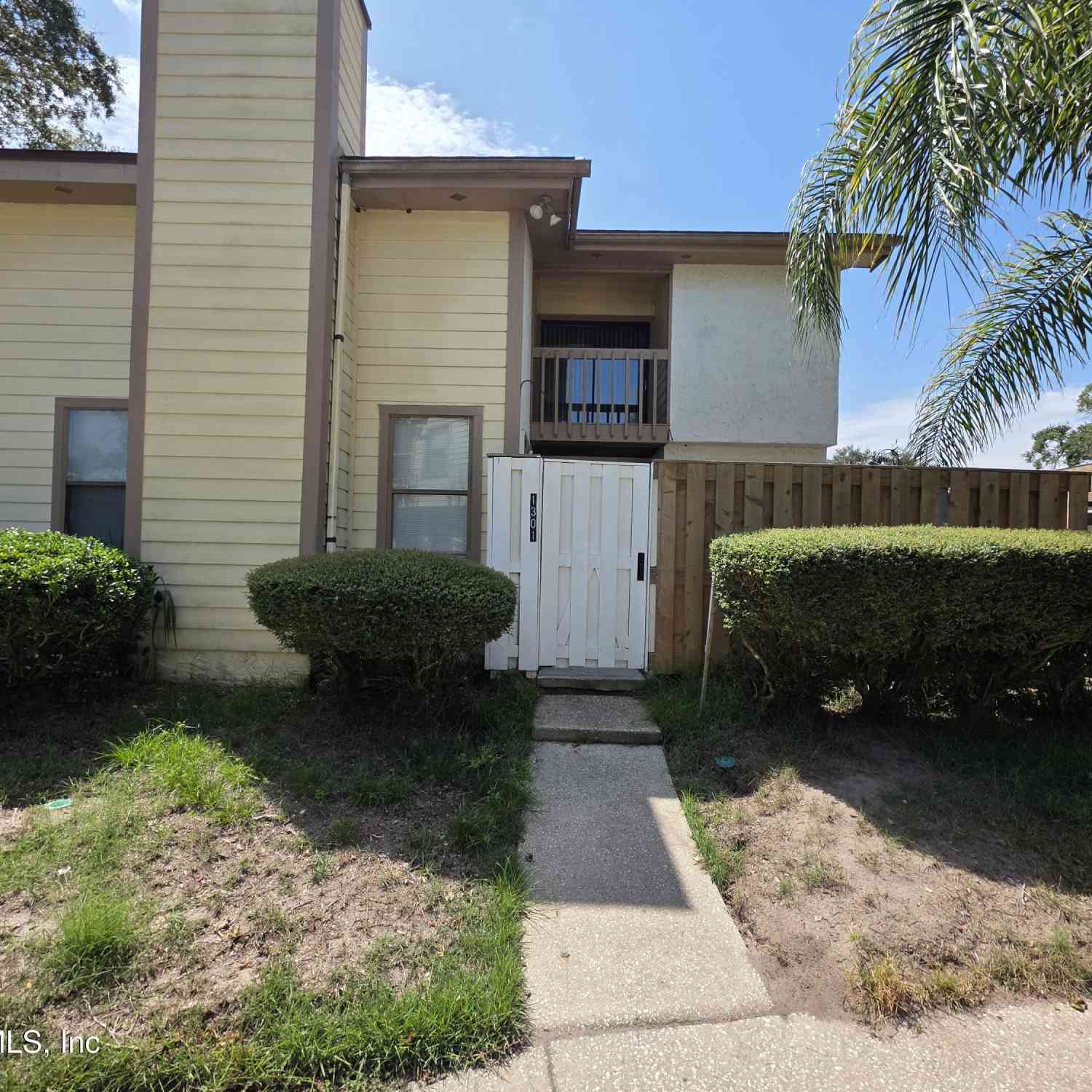 Condo For Rent - 1301 Defender Court<br/> Jacksonville, FL 32233