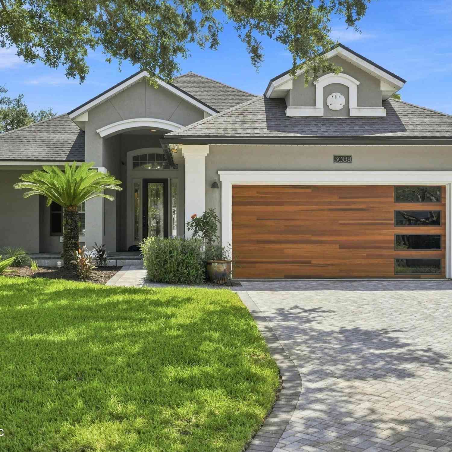 Homes For Sale - 3009 Antigua Drive<br/> Jacksonville Beach, FL 32250