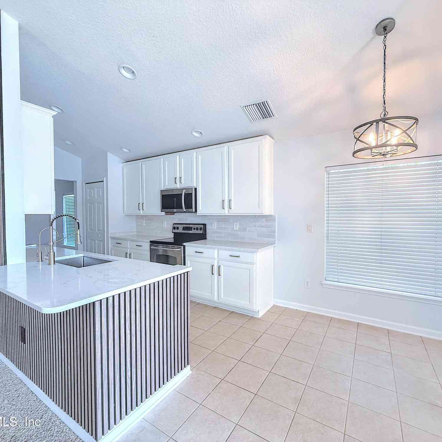 Condo For Rent - 6726 White Blossom Circle #35A<br/> Jacksonville, FL 32258