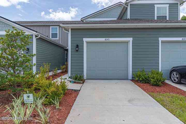 Townhouse For Rent - 8045 Echo Springs Road<br/> Duval County, Jacksonville, FL 32256