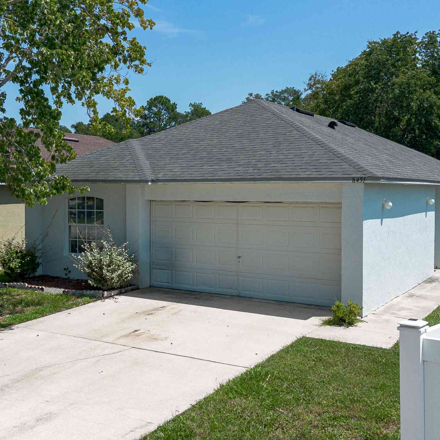 Homes For Rent - 8451 Oak Crossing Drive<br/> Duval County, Jacksonville, FL 32244