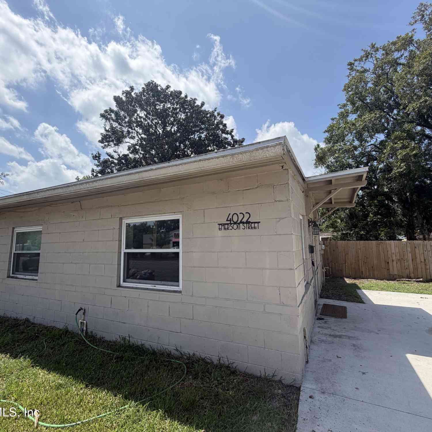 Homes For Rent - 4022 Emerson Street<br/> Duval County, Jacksonville, FL 32207