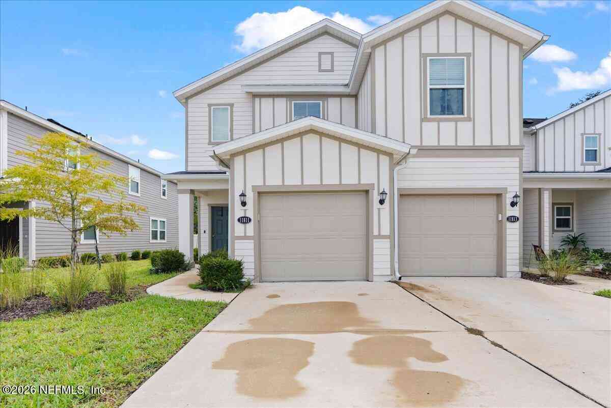 Townhouse For Sale - 11811 Junegrass Road<br/> Jacksonville, FL 32258