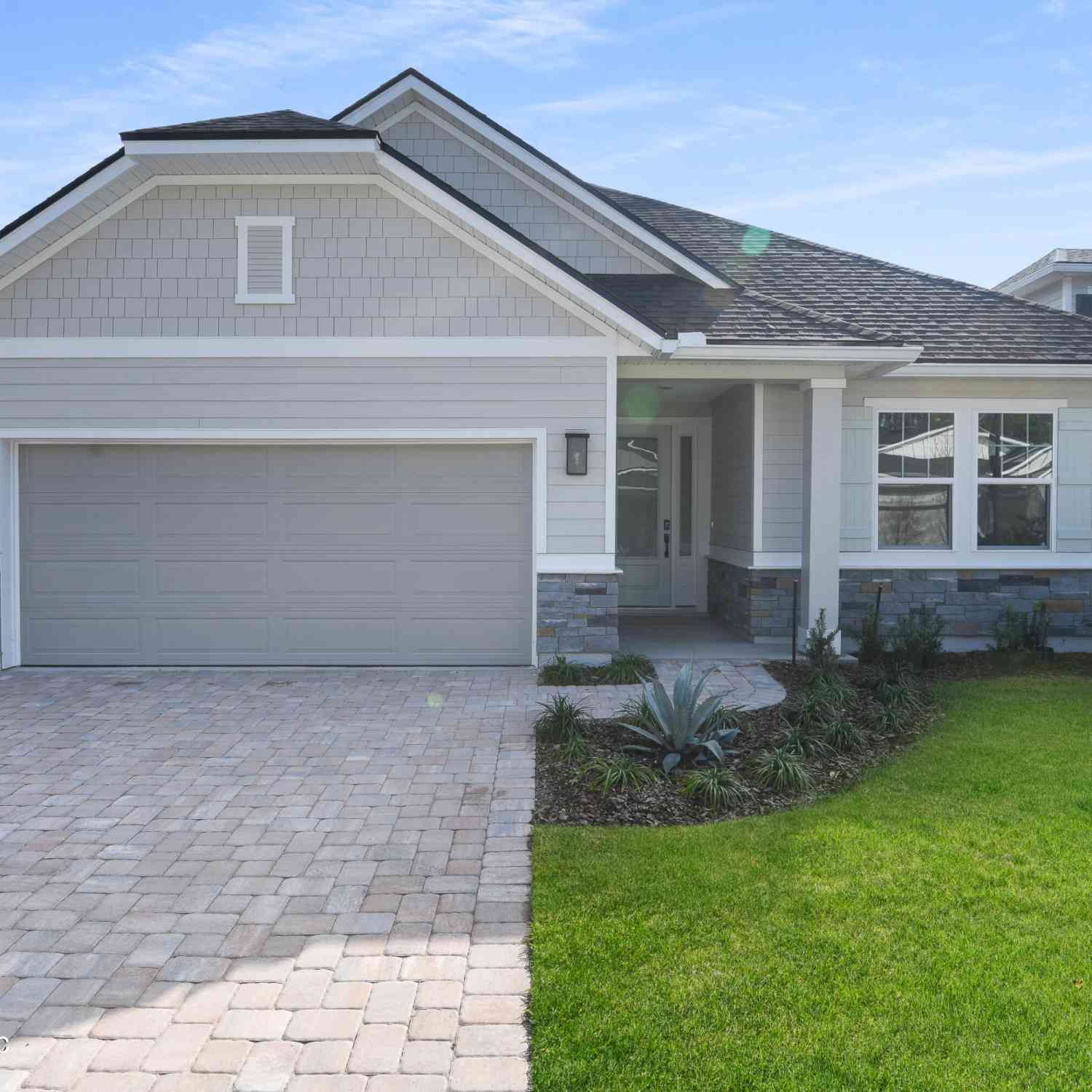 Homes For Sale - 207 Thornberry Way<br/> Flagler County, Palm Coast, FL 32164
