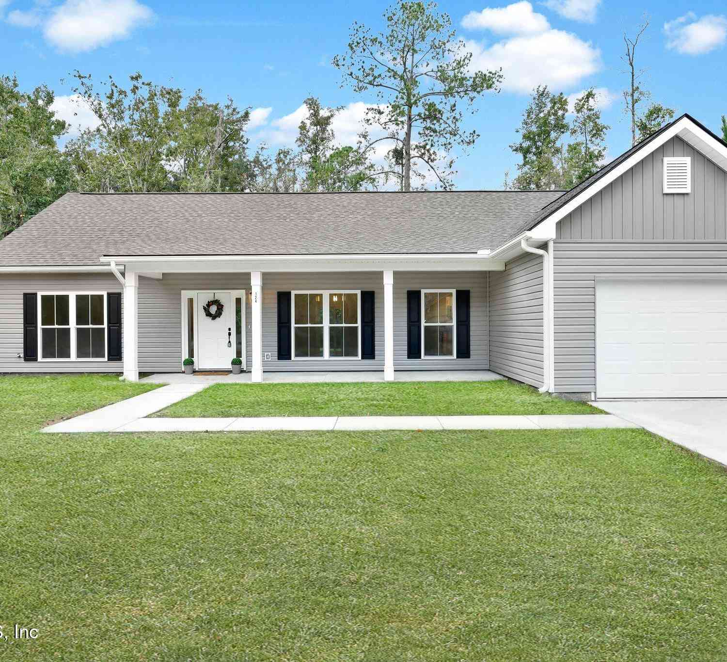 Homes For Sale - 124 Creekwood Circle<br/> Camden County, Kingsland, GA 31548