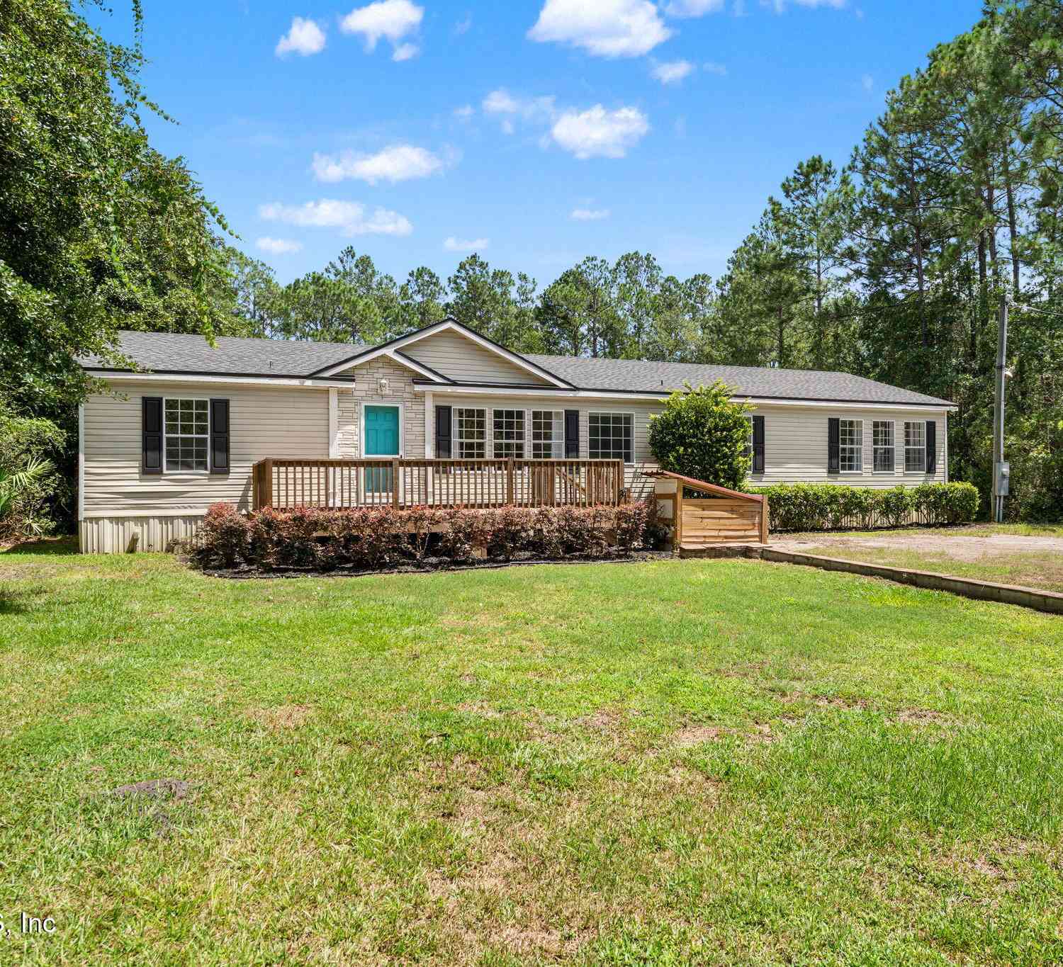 Mobile Home For Sale - 2405 Silver Moss Circle<br/> Clay County, Middleburg, FL 32068