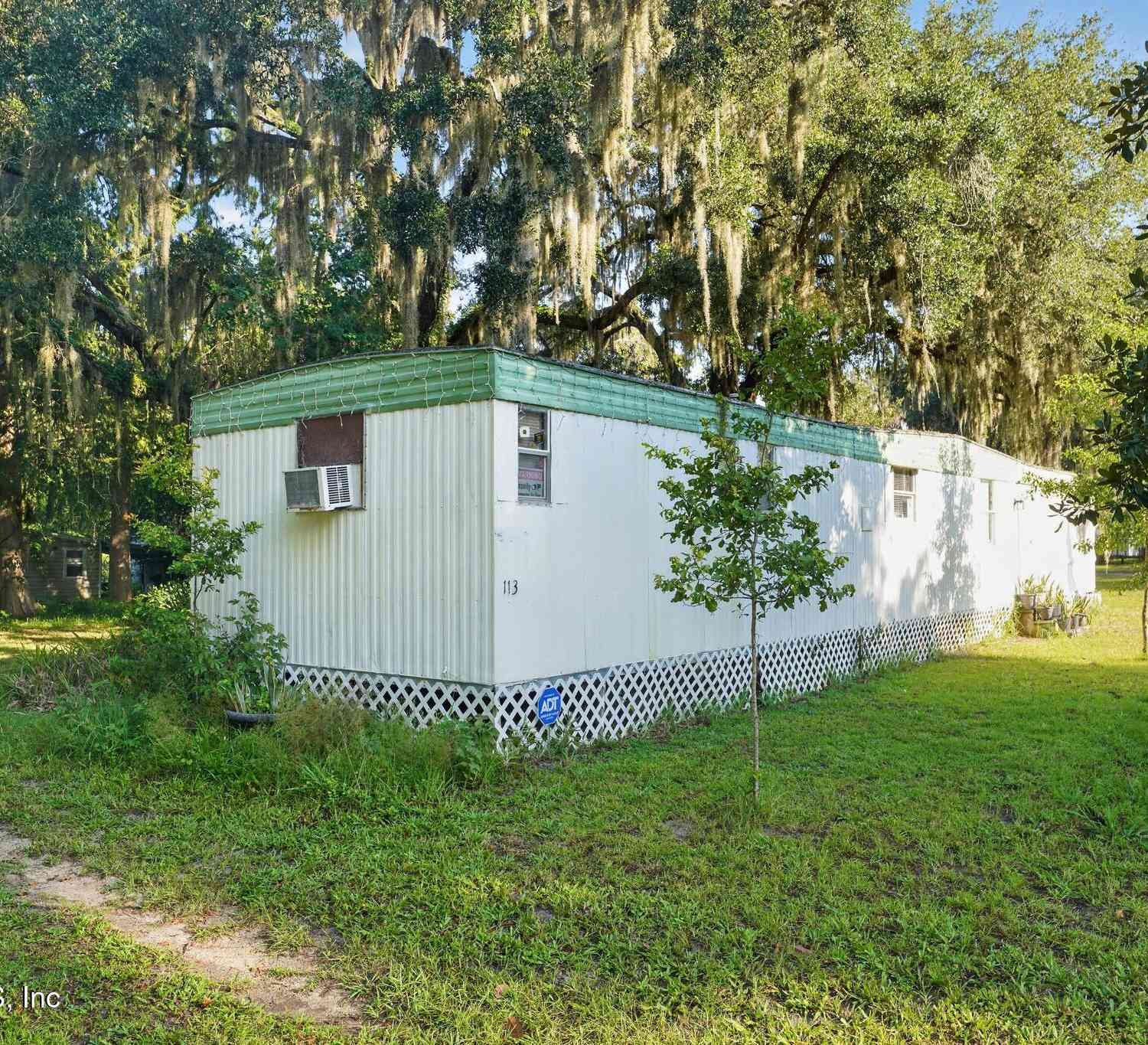 Mobile Home For Sale - 113 Cypress Point Circle<br/> East Palatka, FL 32131