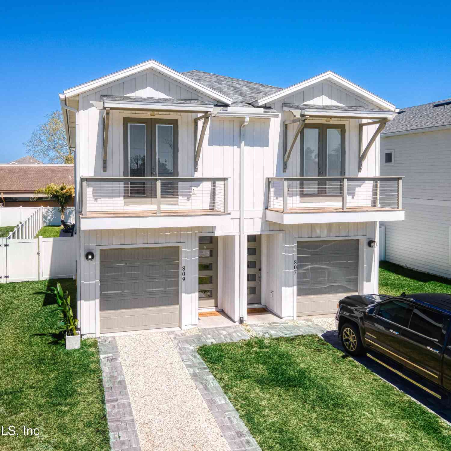 Townhouse For Rent - 809 7th Avenue<br/> Jacksonville Beach, FL 32250