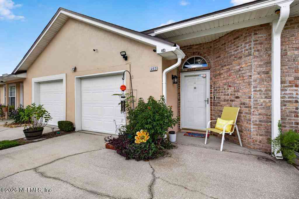 Townhouse For Sale - 11 Northside Drive #402<br/> Duval County, Jacksonville, FL 32218