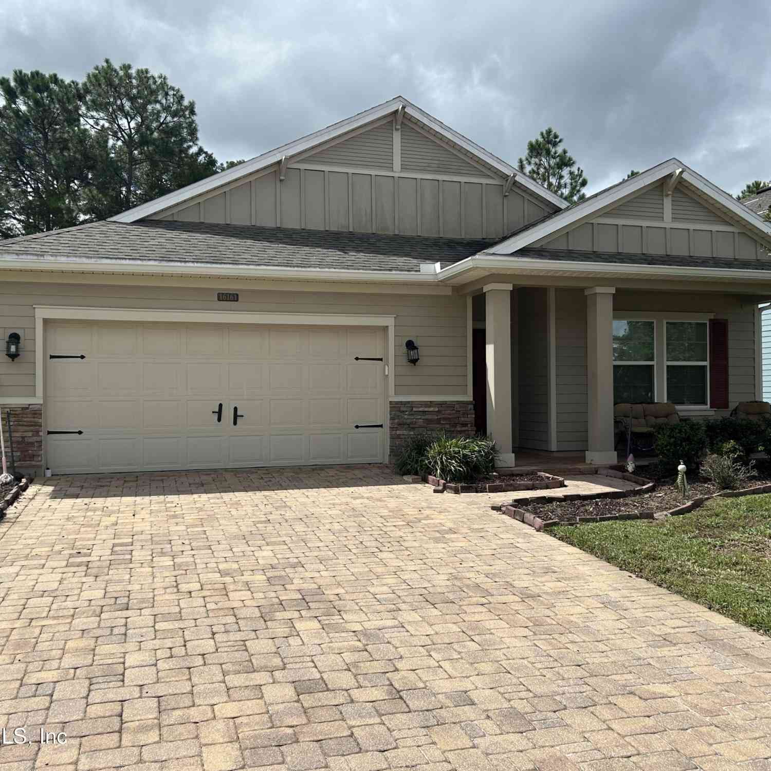 Homes For Sale - 16161 Alison Creek Drive<br/> Jacksonville, FL 32218
