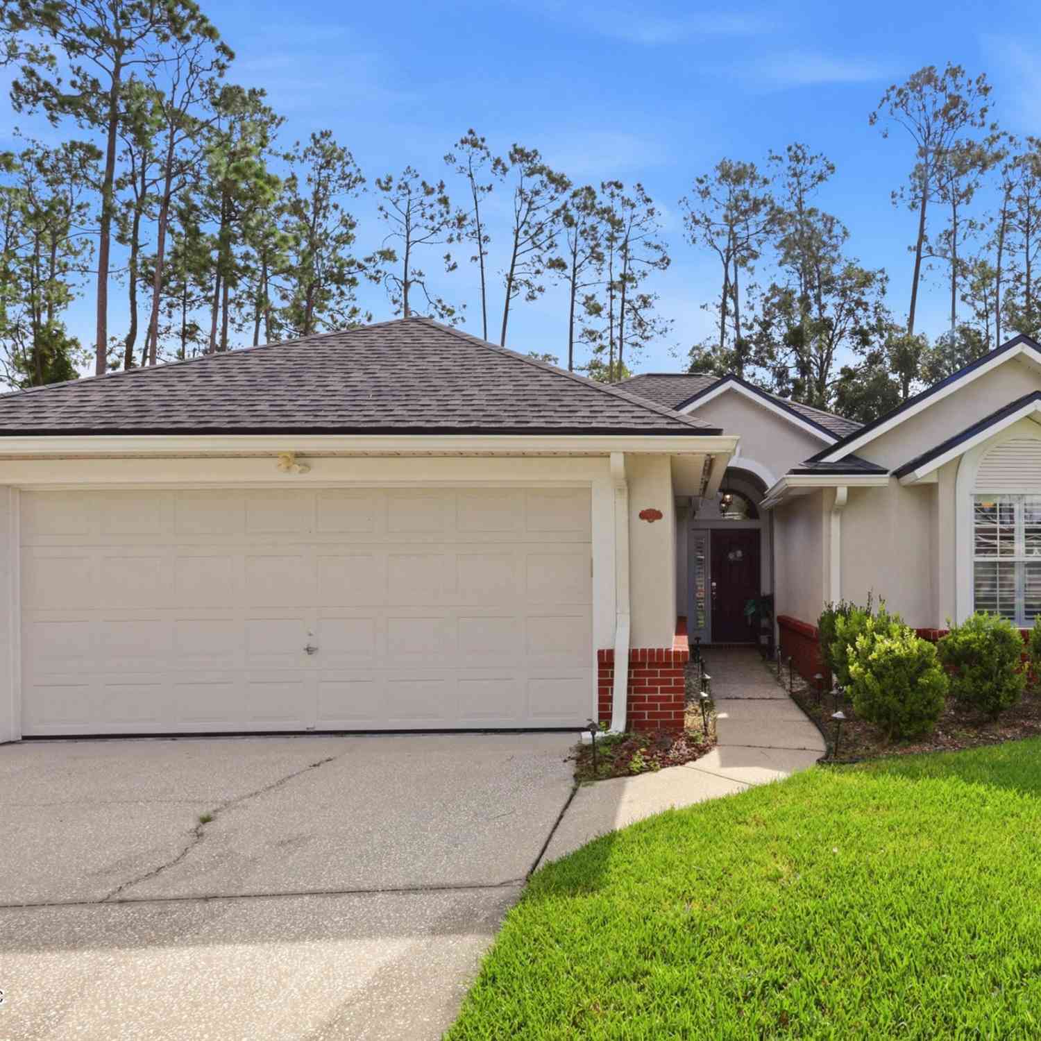 Homes For Sale - 1623 Highland View Court<br/> Clay County, FlemingKey, FL 32003