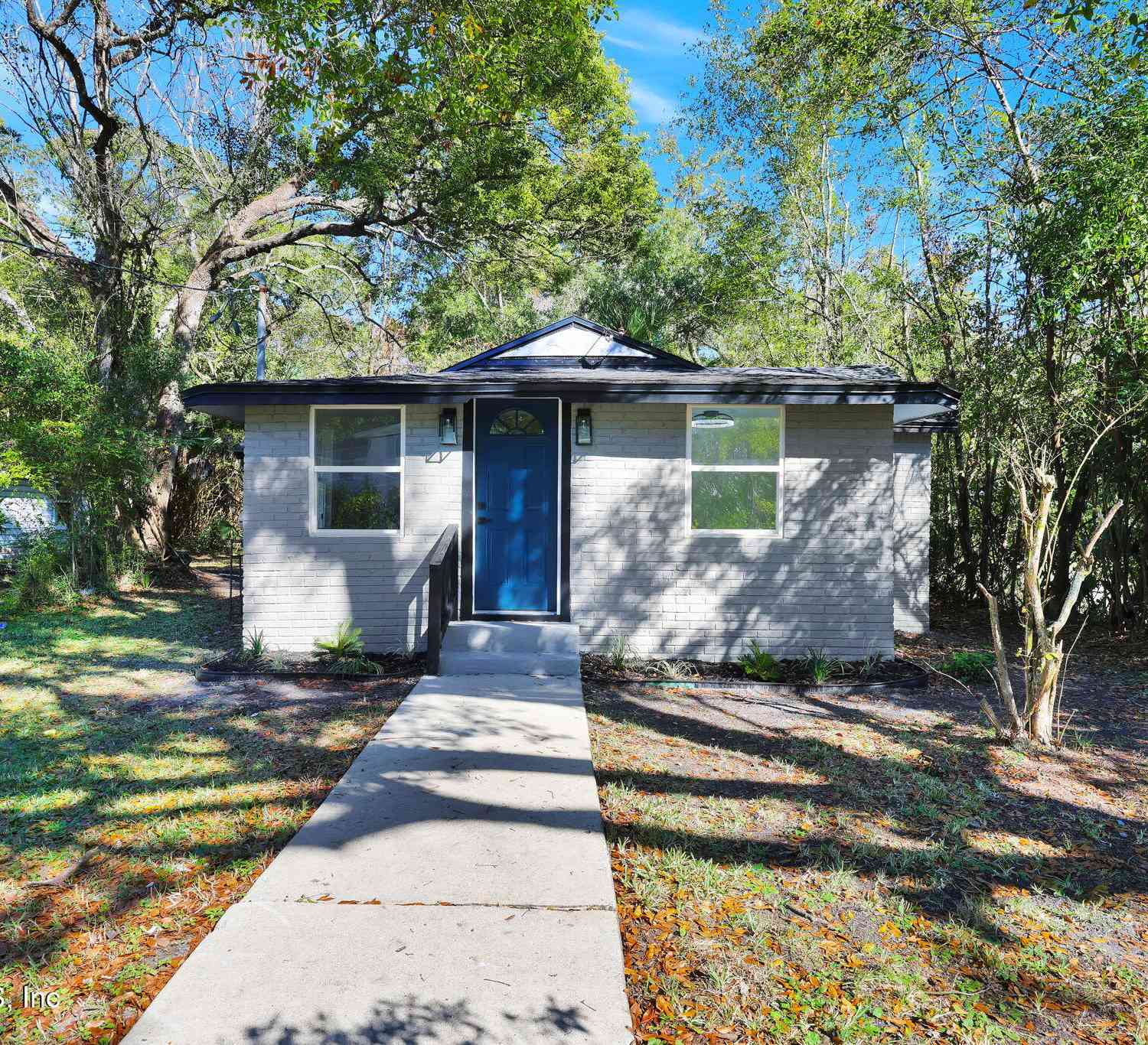 Homes For Sale - 5807 Castellano Avenue<br/> Jacksonville, FL 32208