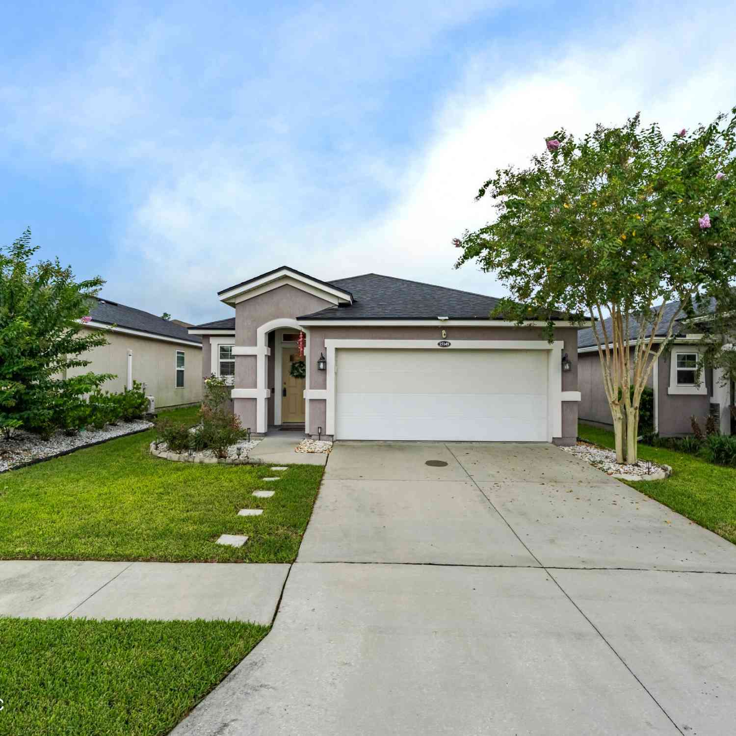 Homes For Sale - 15149 Rain Lily Street<br/> Jacksonville, FL 32258
