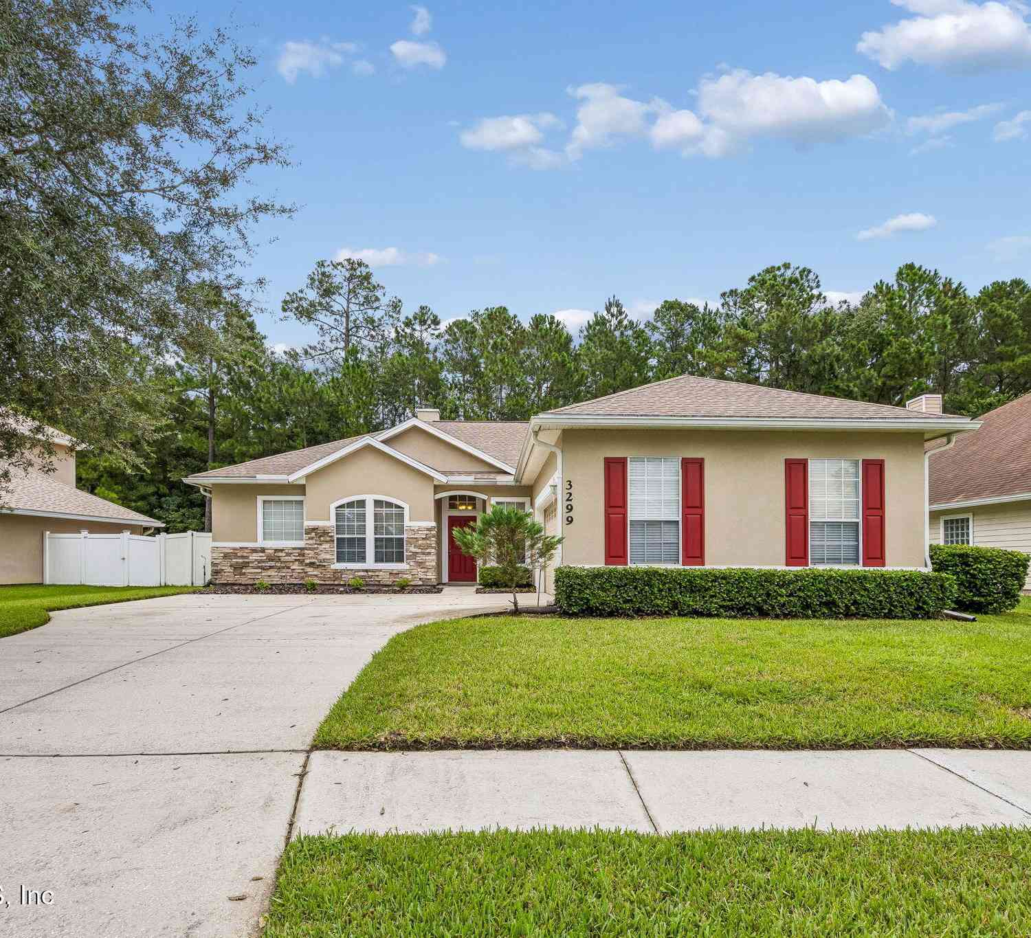 Homes For Sale - 3299 Warnell Drive<br/> Jacksonville, FL 32216