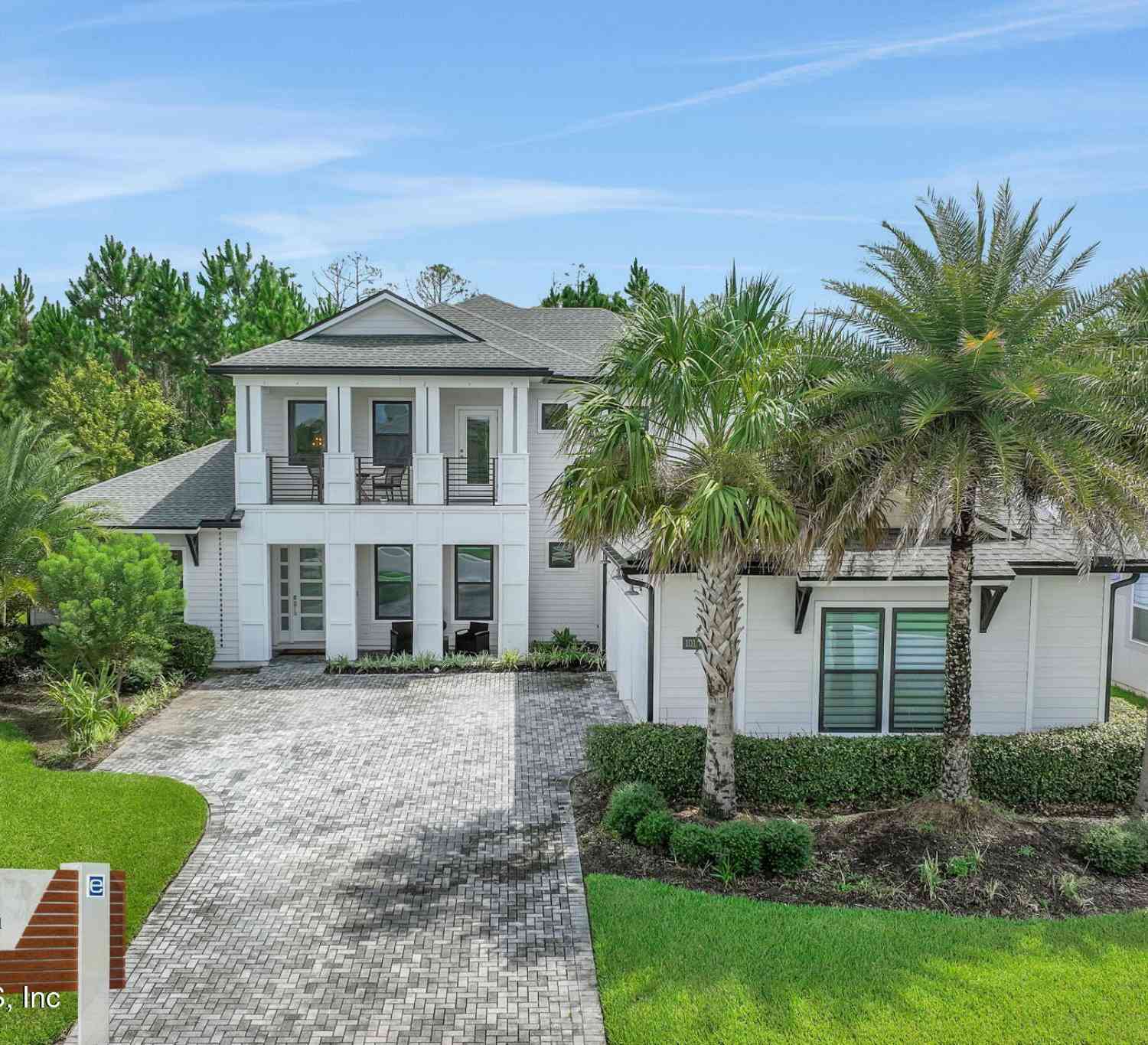 Homes For Sale - 10164 Silverbrook Trail<br/> Jacksonville, FL 32256