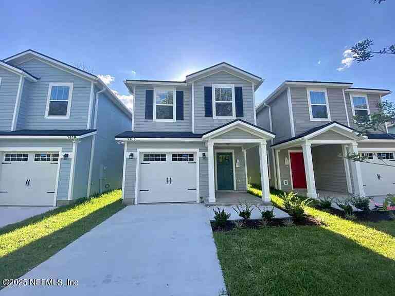 Homes For Sale - 1308 Lake Shore Boulevard<br/> Duval County, Jacksonville, FL 32205