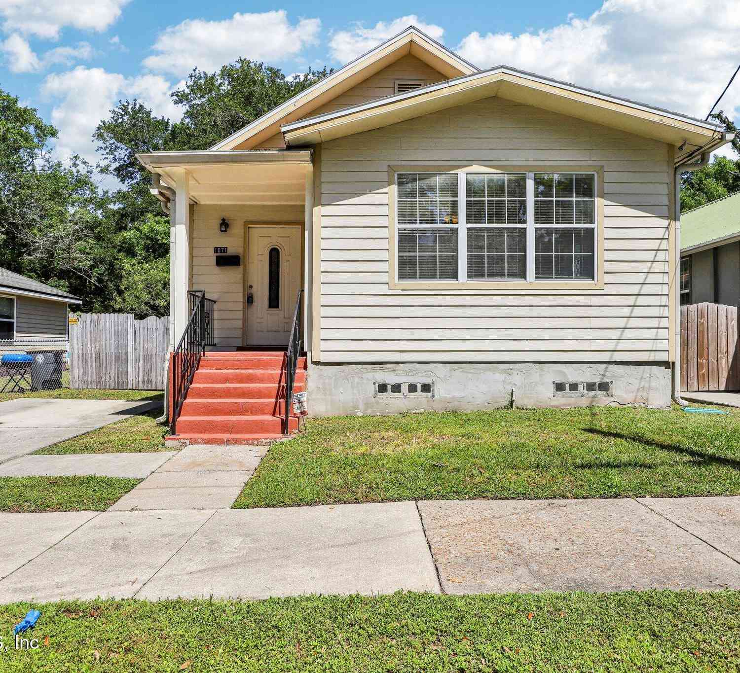 Homes For Sale - 1071 Scriven Street<br/> Jacksonville, FL 32209