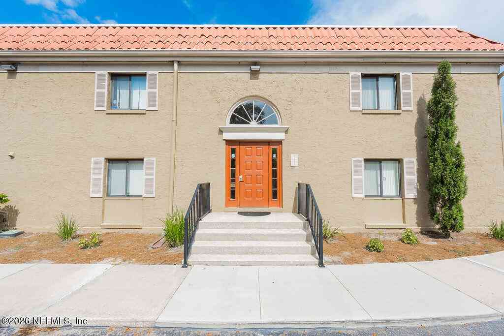 Condo For Rent - 5811 Atlantic Boulevard #253<br/> Jacksonville, FL 32207