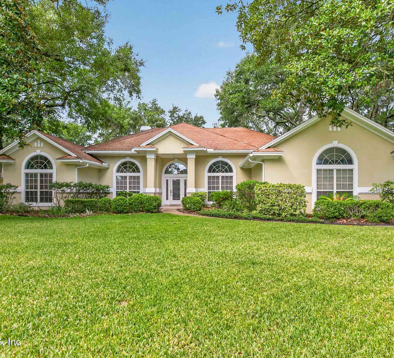 Homes For Sale - 836 Queens Harbor Boulevard<br/> Jacksonville, FL 32225