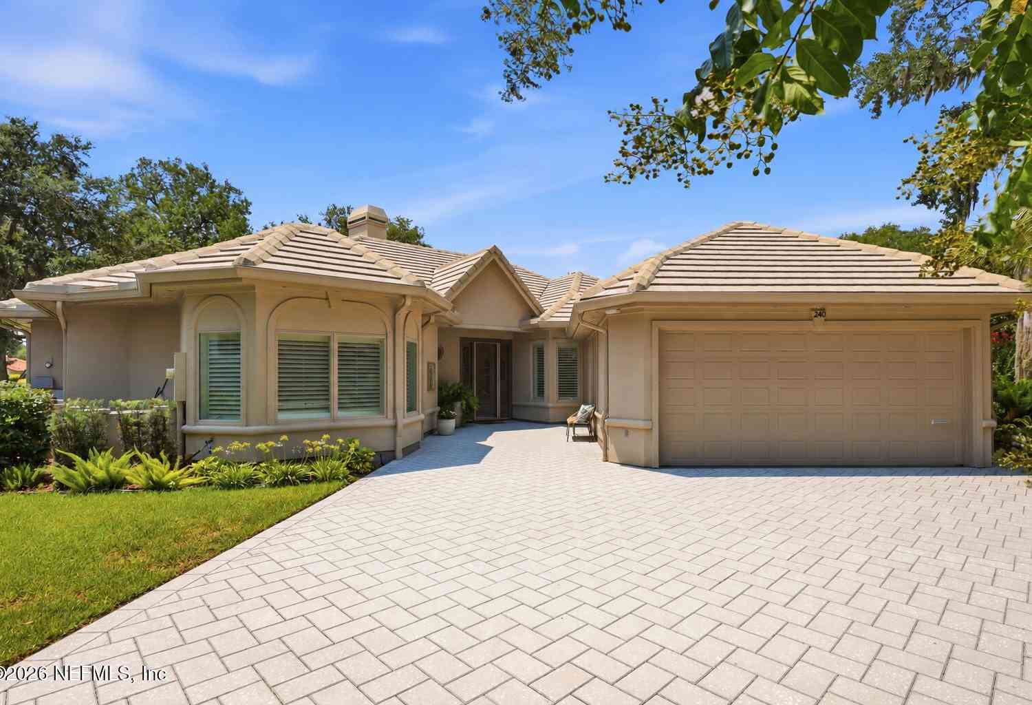 Homes For Sale - 240 Laurel Lane<br/> Ponte Vedra Beach, FL 32082
