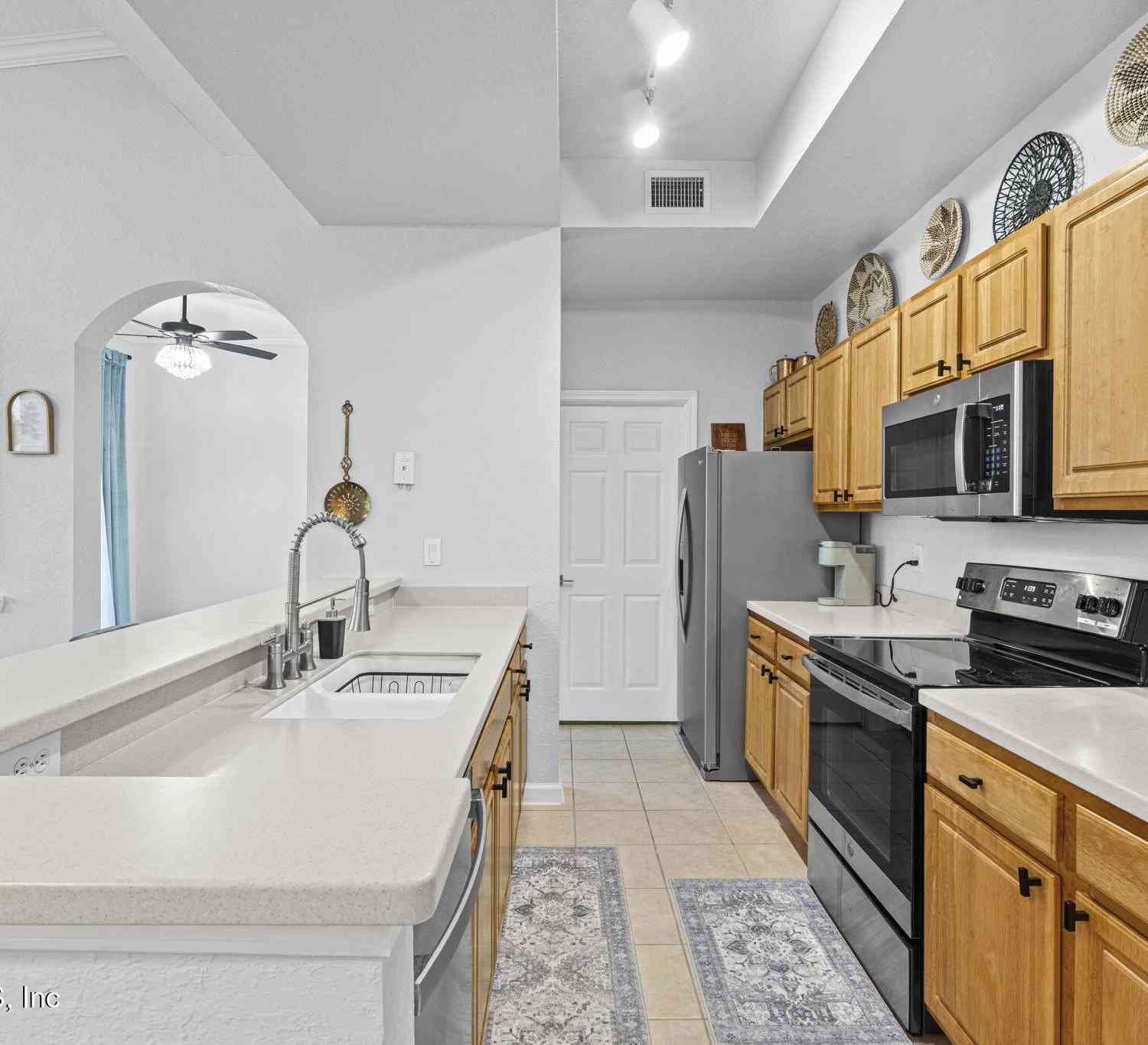 Condo For Sale - 10075 Gate Parkway #3006<br/> Duval County, Jacksonville, FL 32246