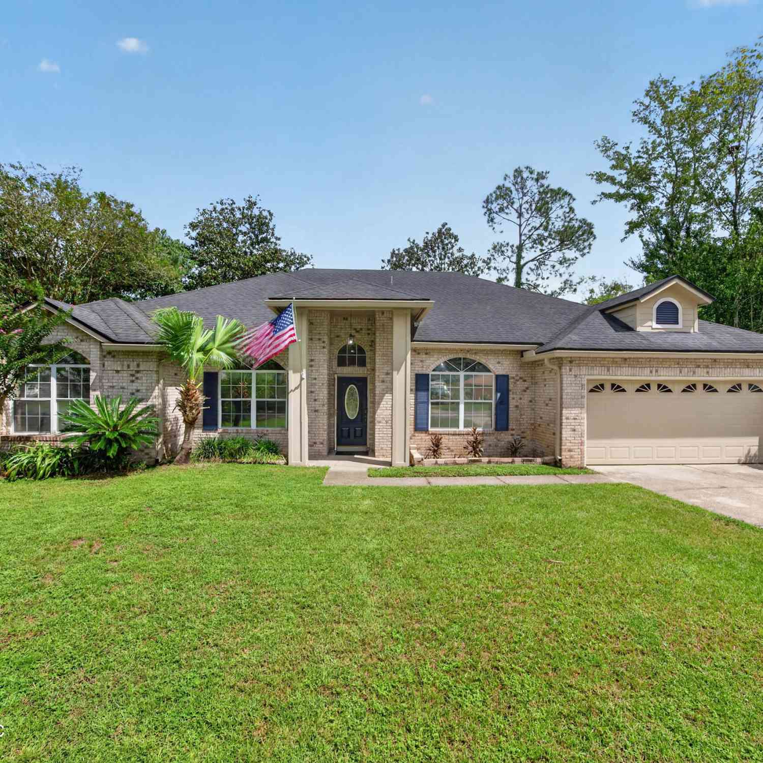 Homes For Sale - 8575 Catsby Court<br/> Jacksonville, FL 32244